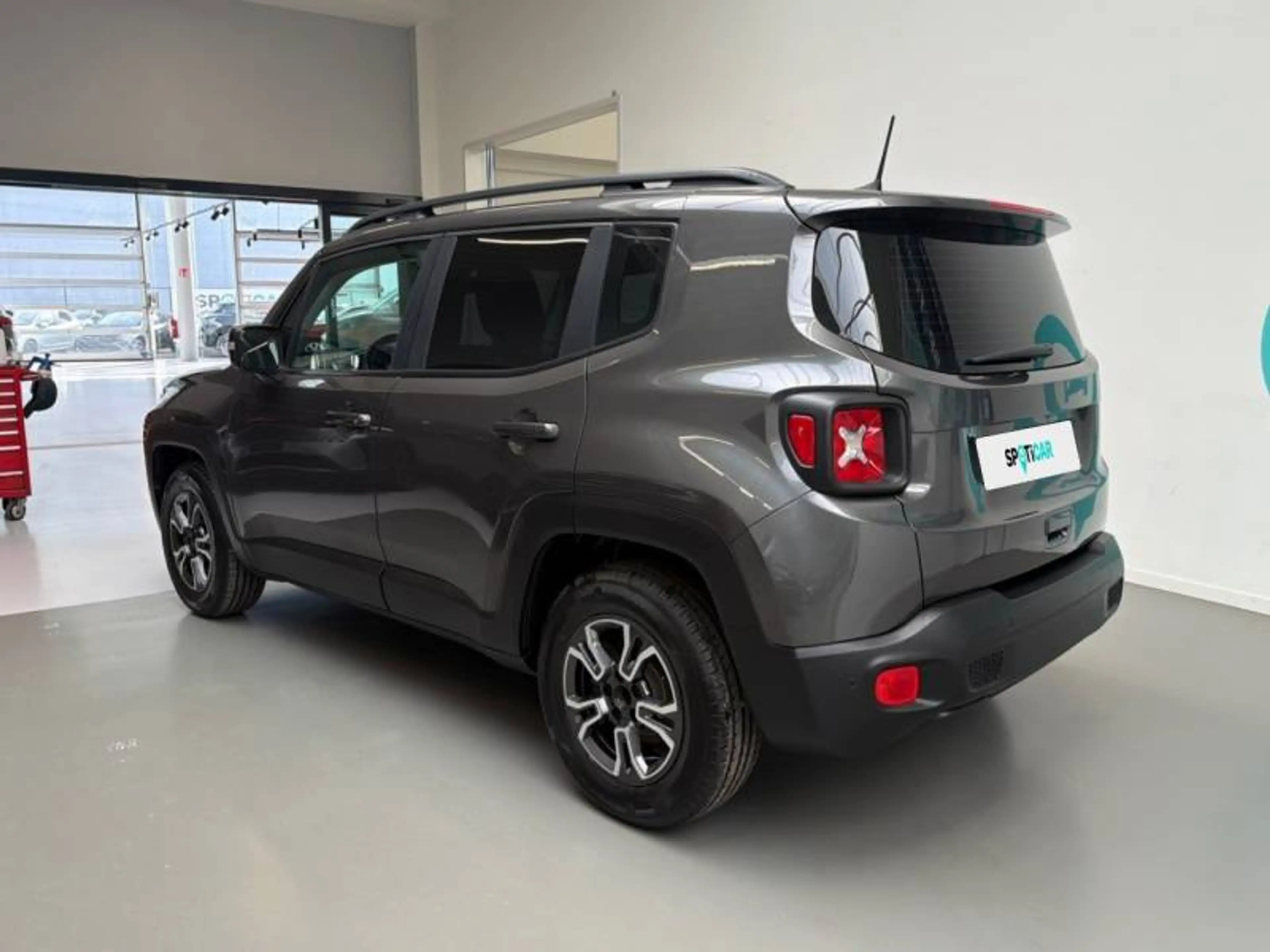 Jeep Renegade 1 1.3 T4 150 4x2 DDCT Downtown — photo 7