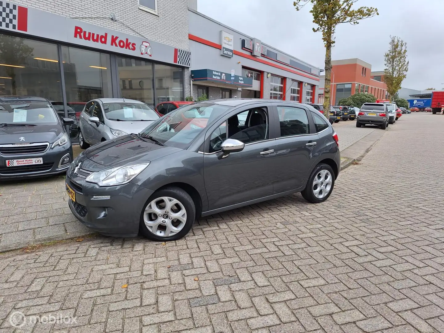 Citroen C3 1.2 VTi EXCLUSIVE / Climate / Parkeersensoren acht Gris - 1