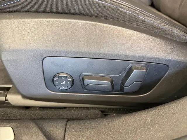 BMW 2 Series view 6