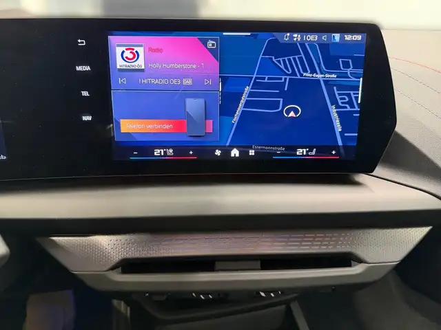 BMW 2 Series view 5