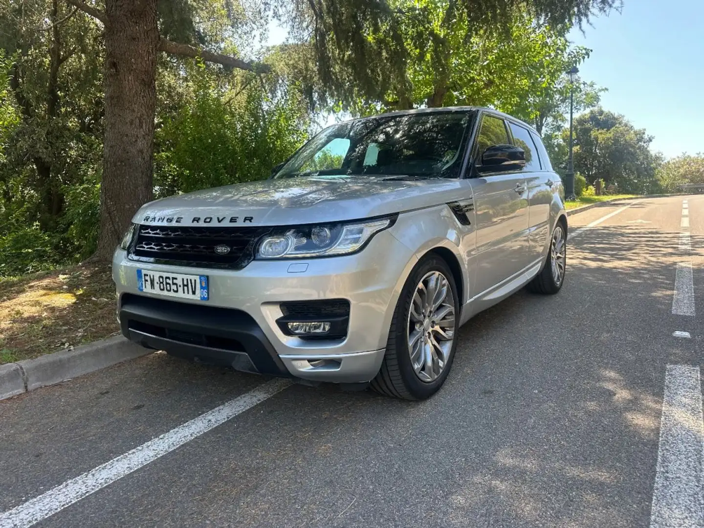 Land Rover Range Rover Sport HSE Dynamic Gris - 2