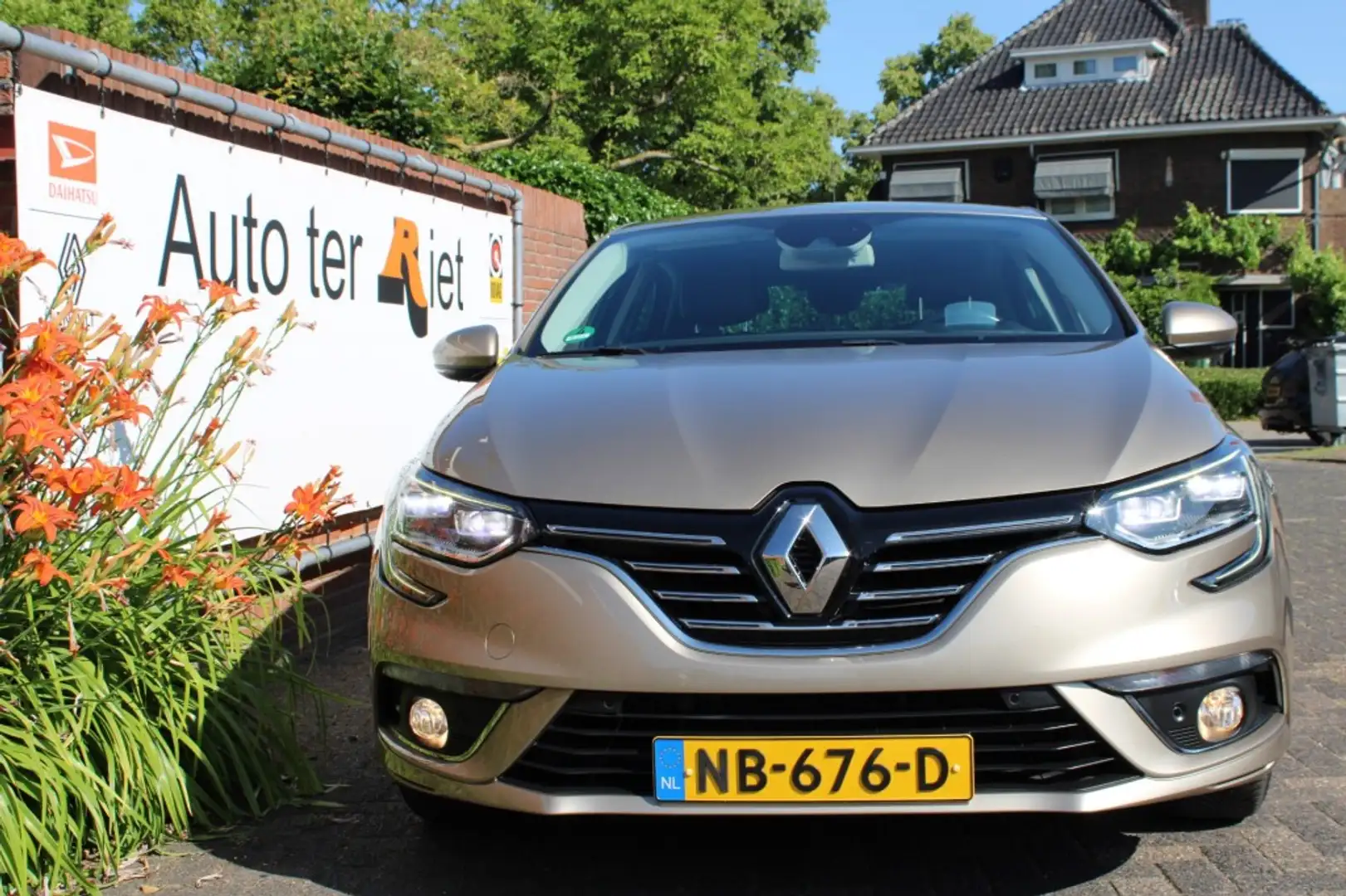Renault Megane TCE 130 pk EDC automaat Bose zeer compleet Brun - 2