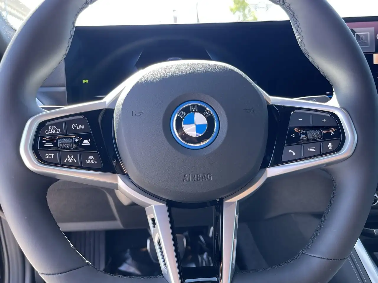 BMW i4 снимка BMW i4