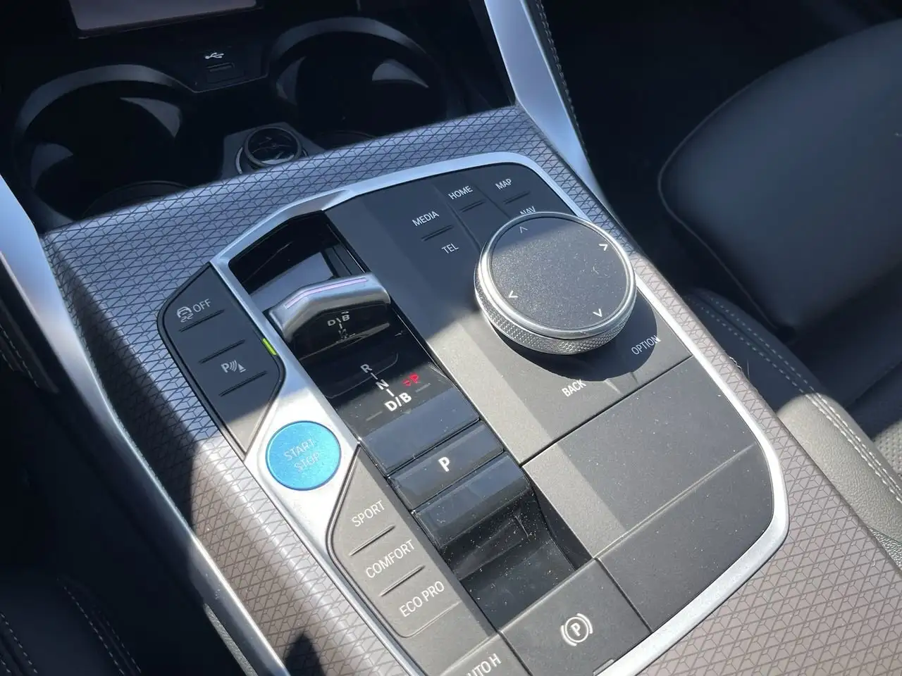 BMW i4 снимка BMW i4