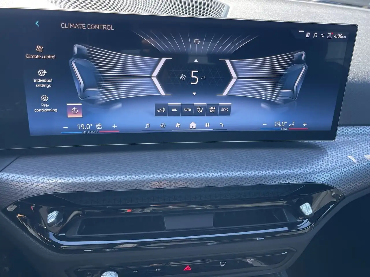 BMW i4 снимка BMW i4