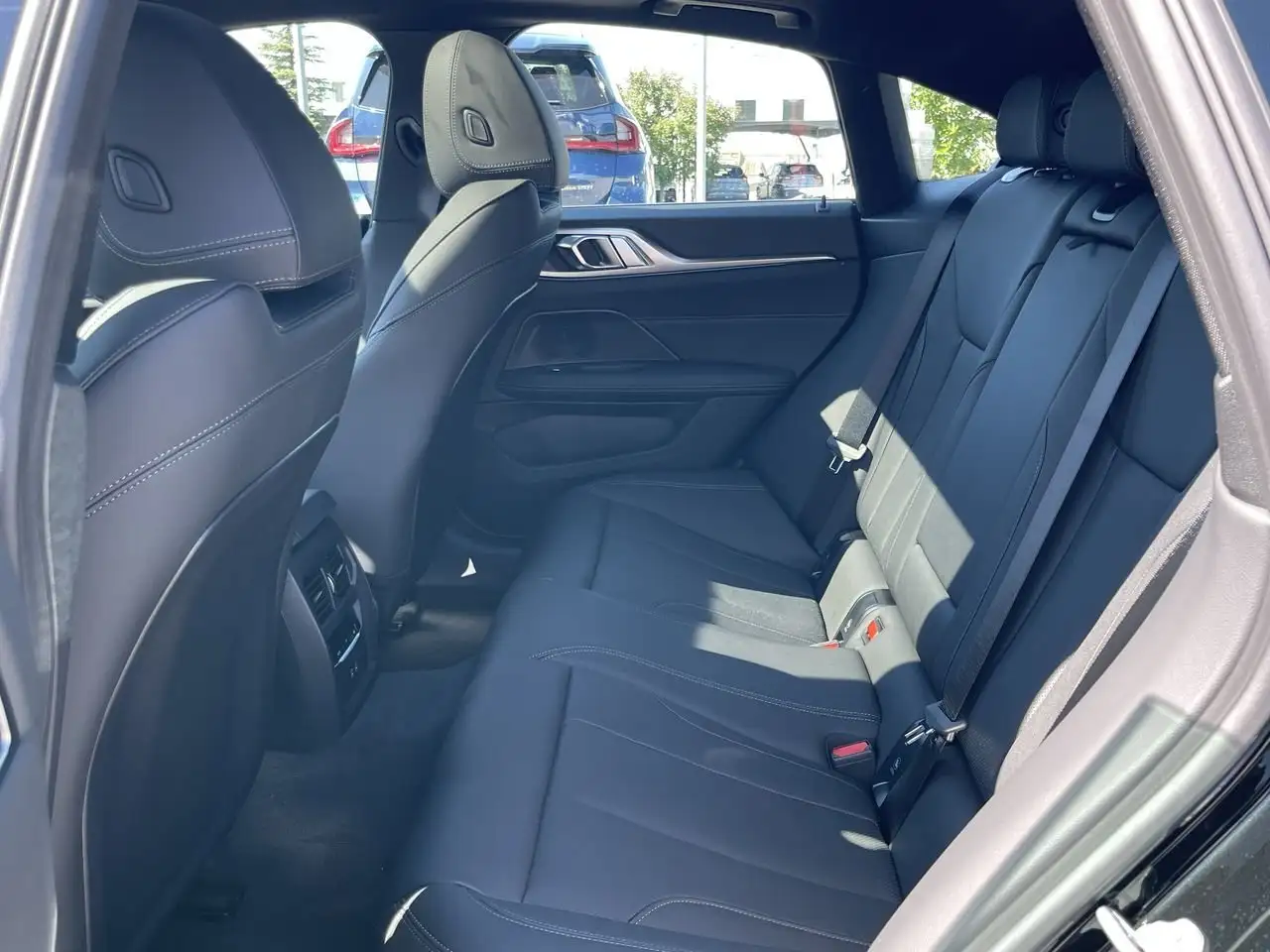 BMW i4 снимка BMW i4