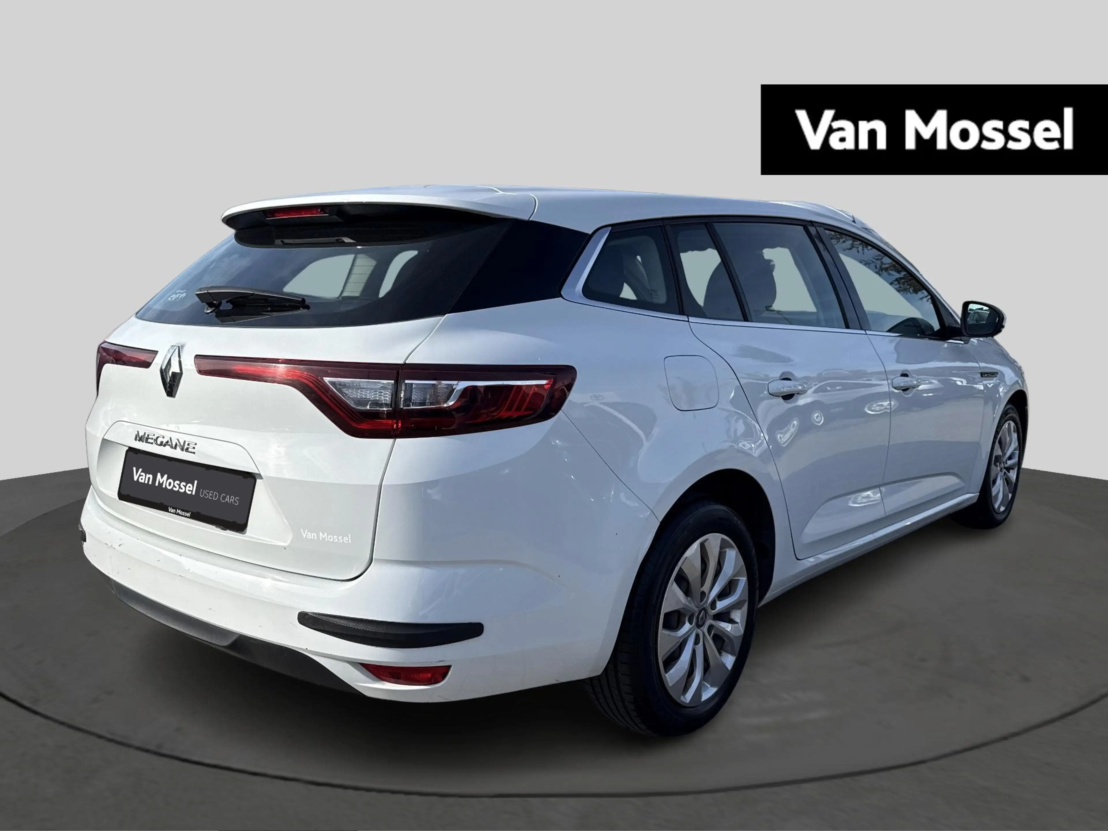 Renault Megane Grandtour TCe 115 GPF Corporate Edition — photo 4