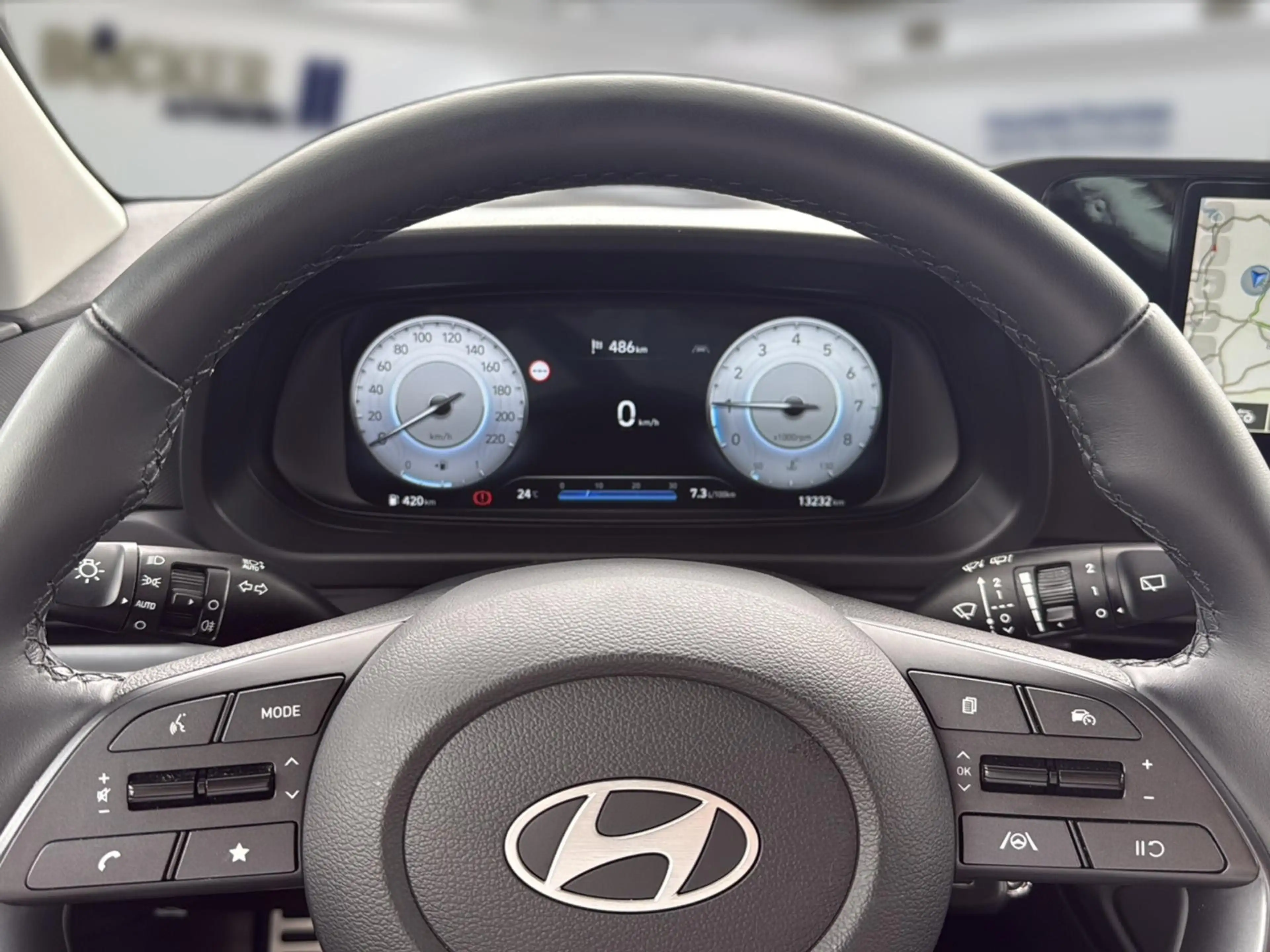 Hyundai BAYON MY25 1.0 T-GDi Trend SHZ v+h ALLWETTER LED — photo 7