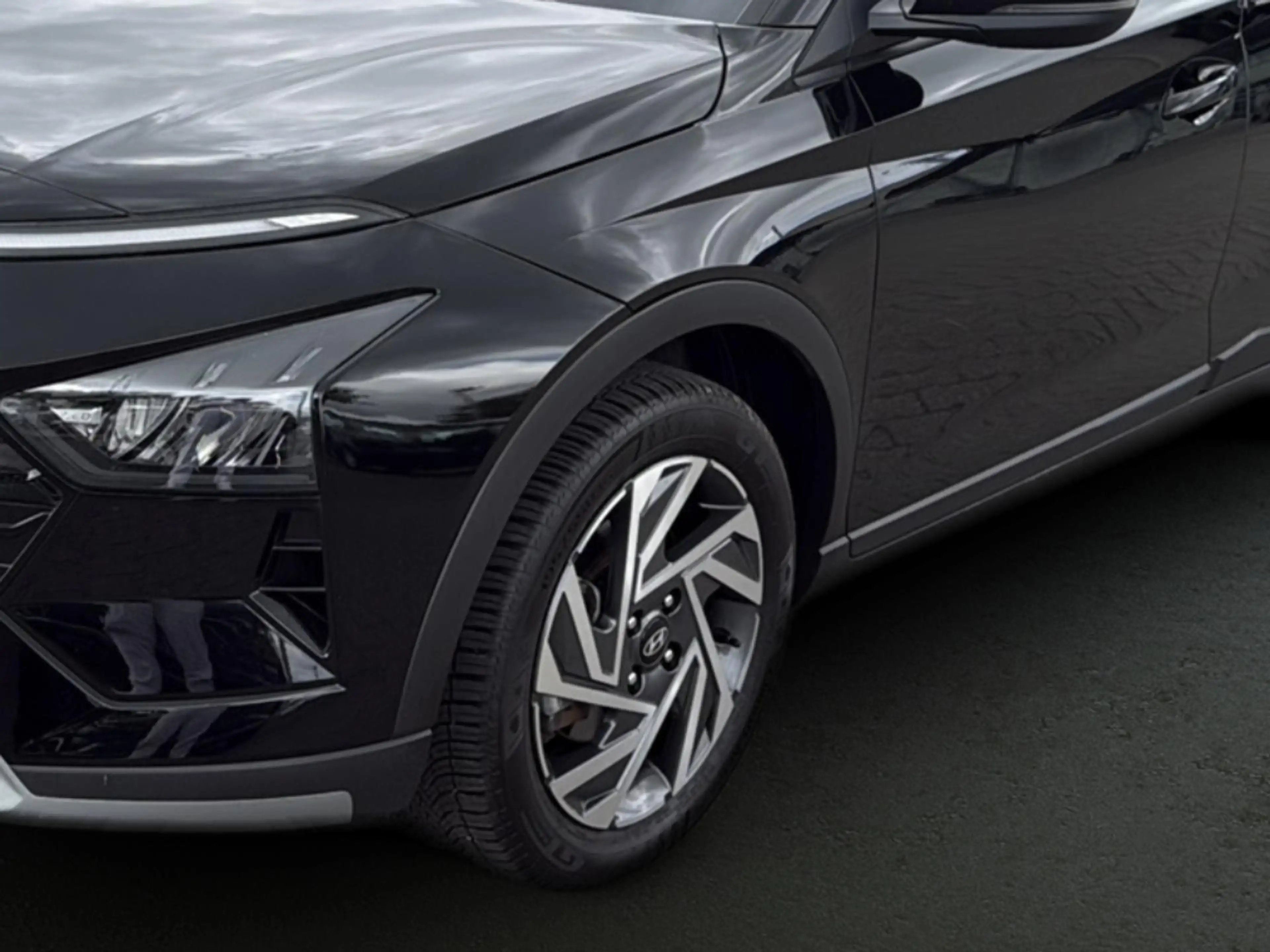 Hyundai BAYON MY25 1.0 T-GDi Trend SHZ v+h ALLWETTER LED — photo 15