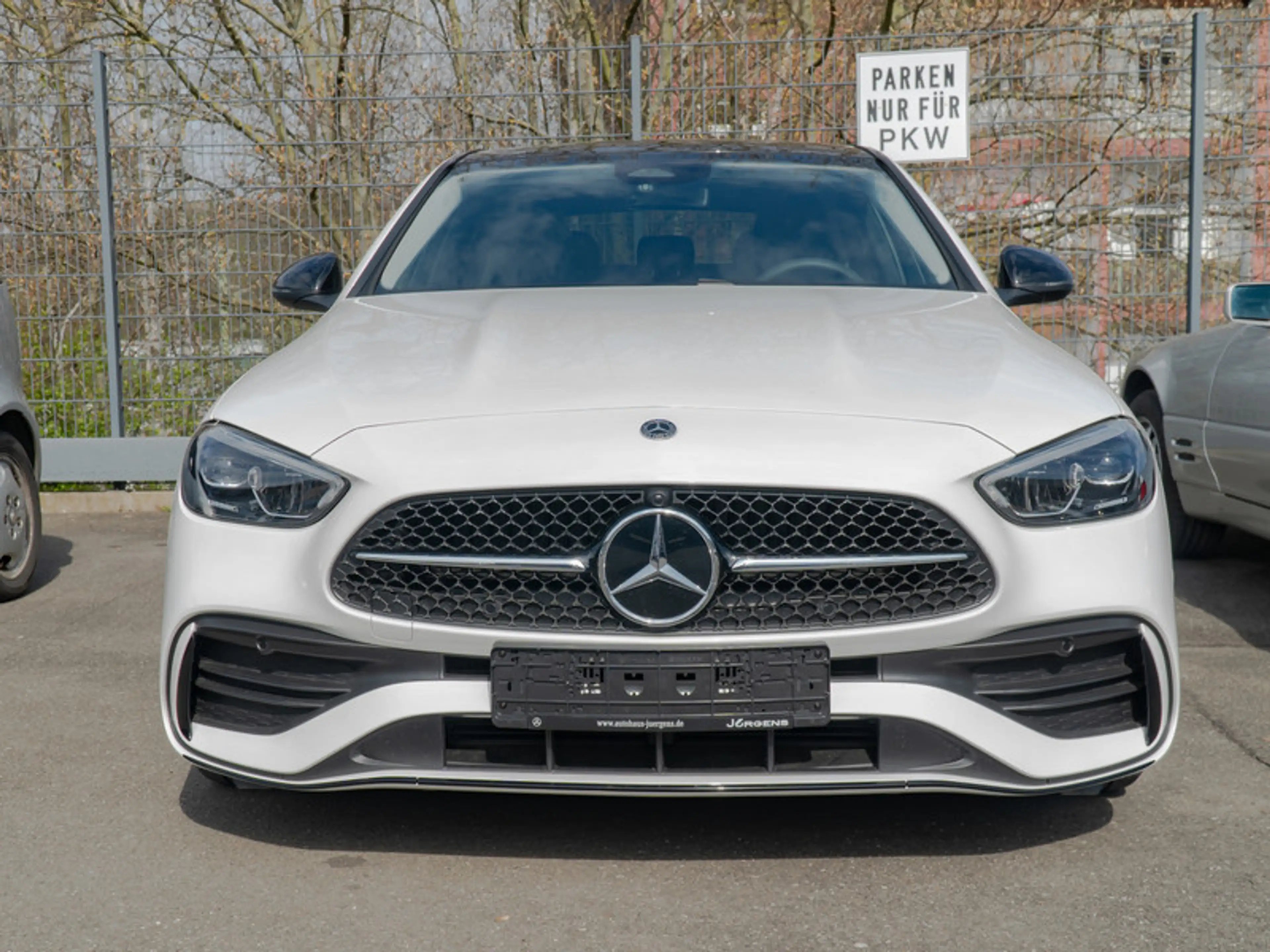 Mercedes-Benz C 180 AMG-Sport/LED/Cam/Pano/Night/Totw/Ambiente — photo 3
