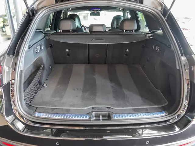 Mercedes-Benz GLC view 10