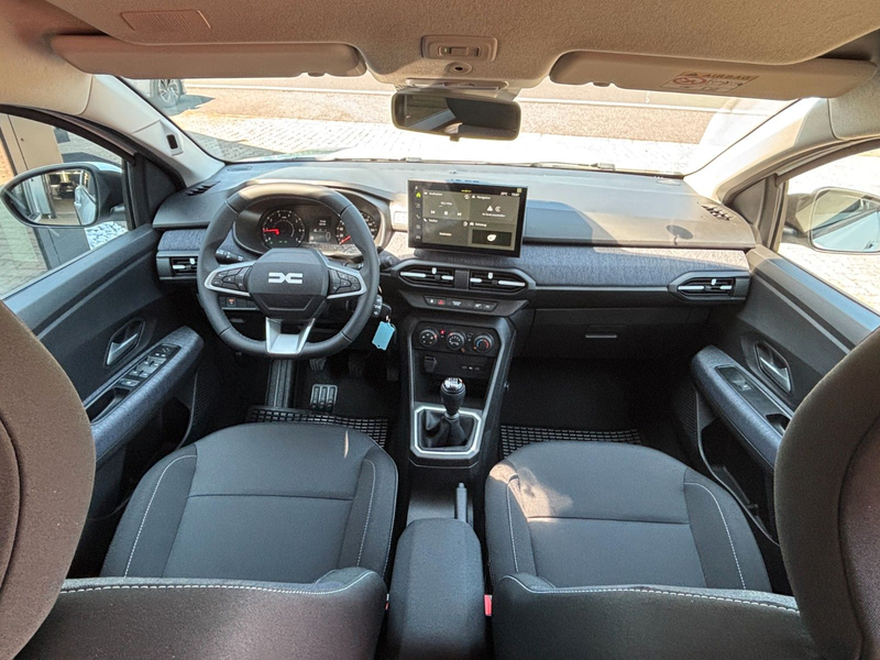 Dacia Jogger TCe 110 Expression 5-Sitzer — photo 9