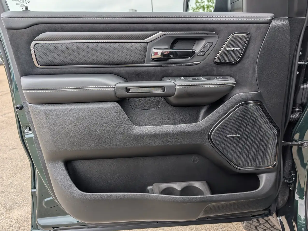 RAM 1500 photo RAM 1500
