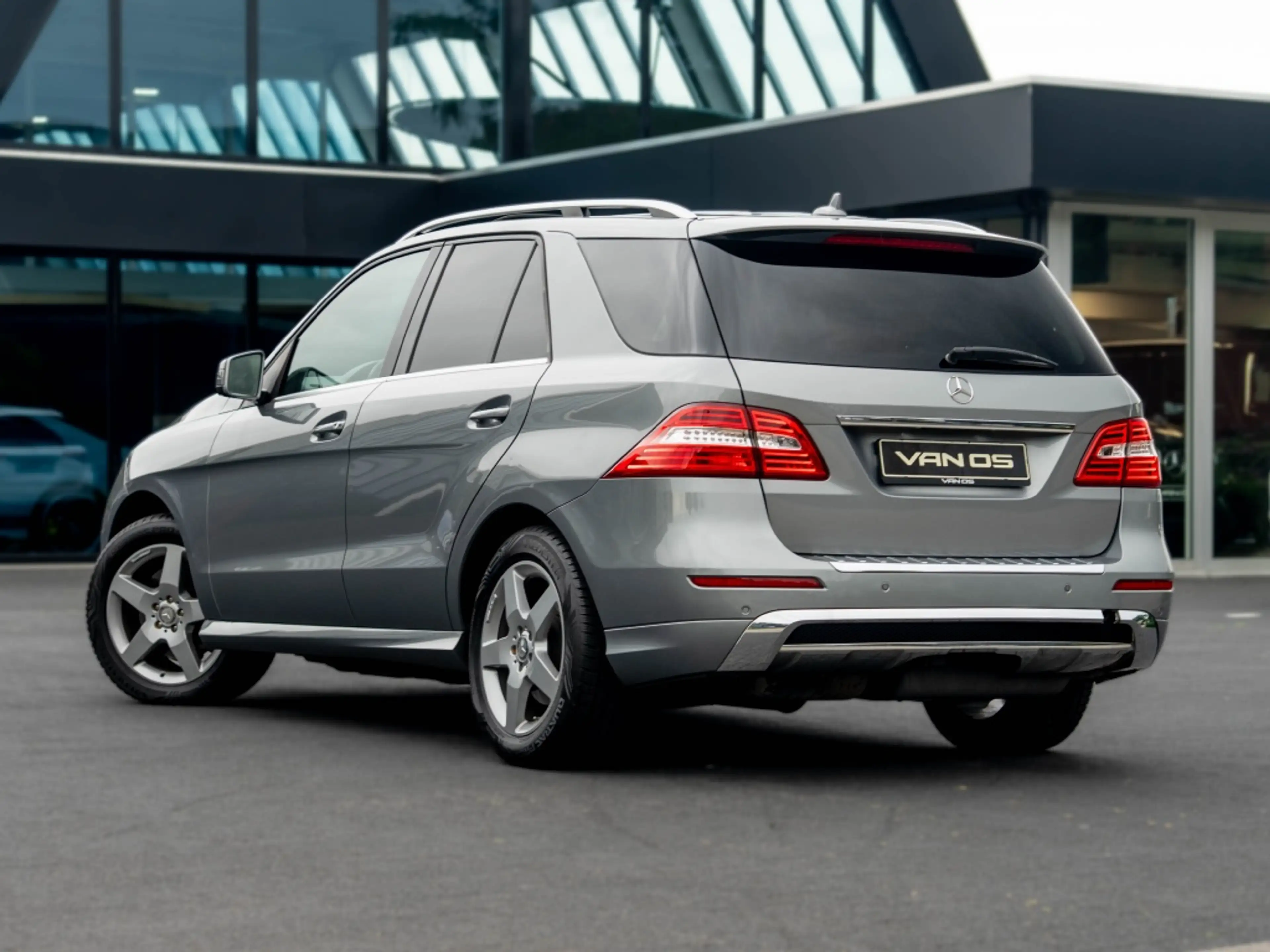 Mercedes-Benz ML 350 ML CDI | Luchtvering | Trekhaak — photo 4