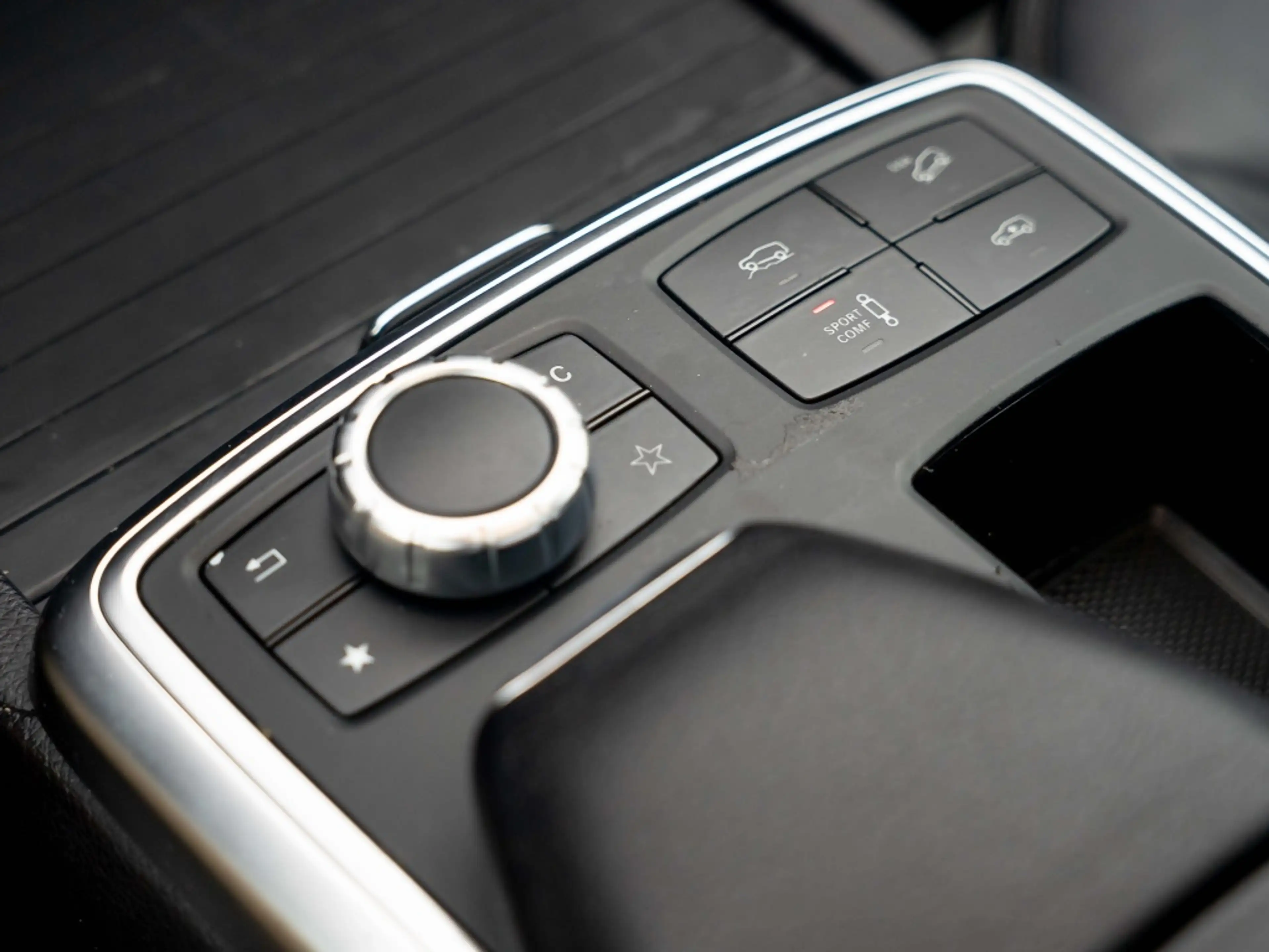 Mercedes-Benz ML 350 ML CDI | Luchtvering | Trekhaak — photo 15