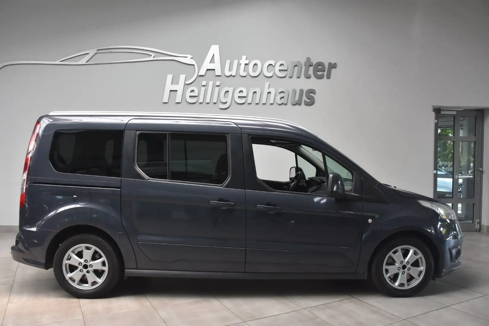 Ford Grand Tourneo Connect Titanium Autom Pano Kamera Bleu - 2