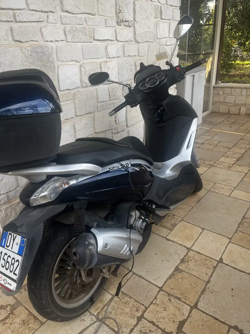 Piaggio Beverly 300 - 2