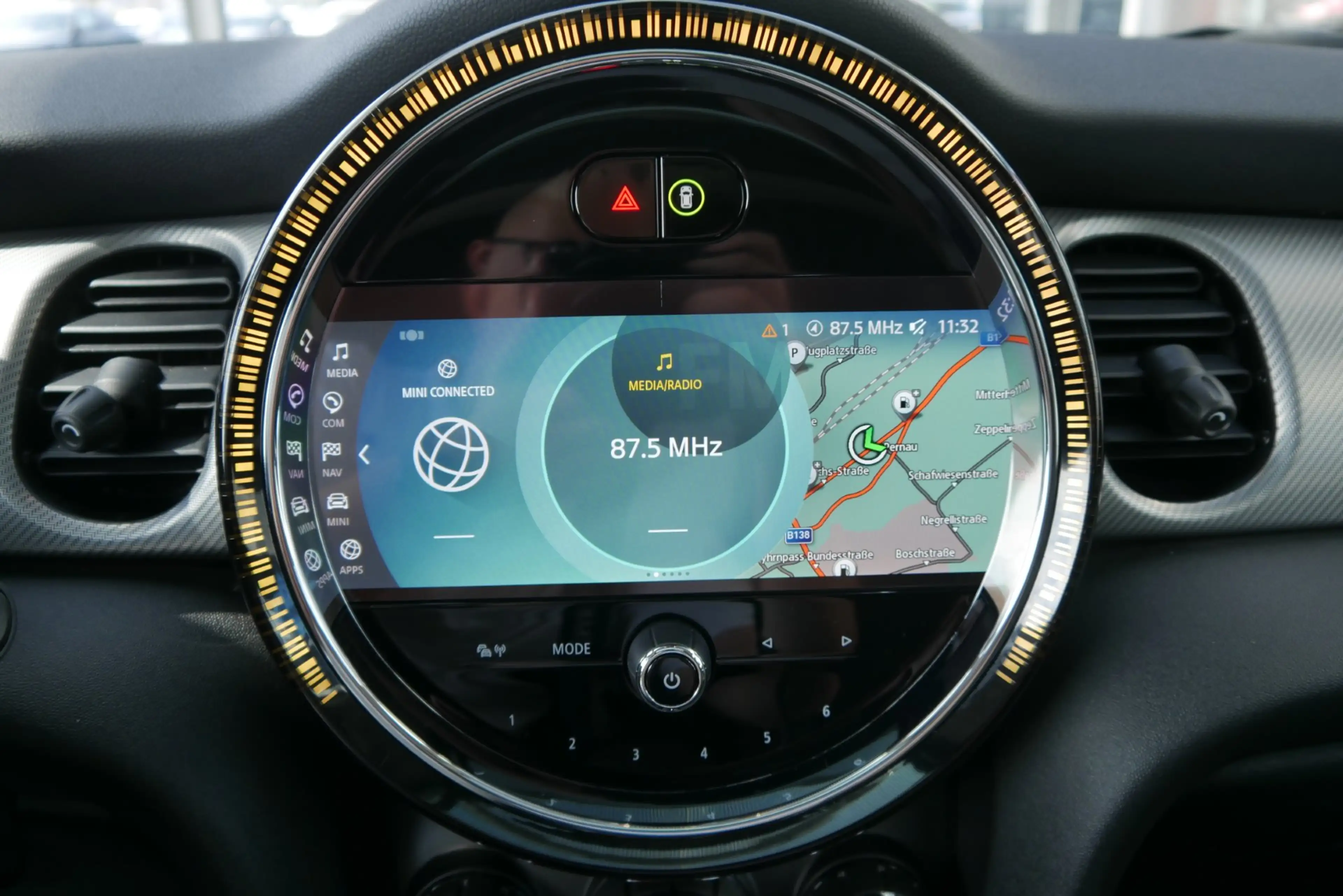 MINI Cooper SE *Paket Chili/Navi/Schiebedach/LED/H&K Sound/RFK* — photo 15