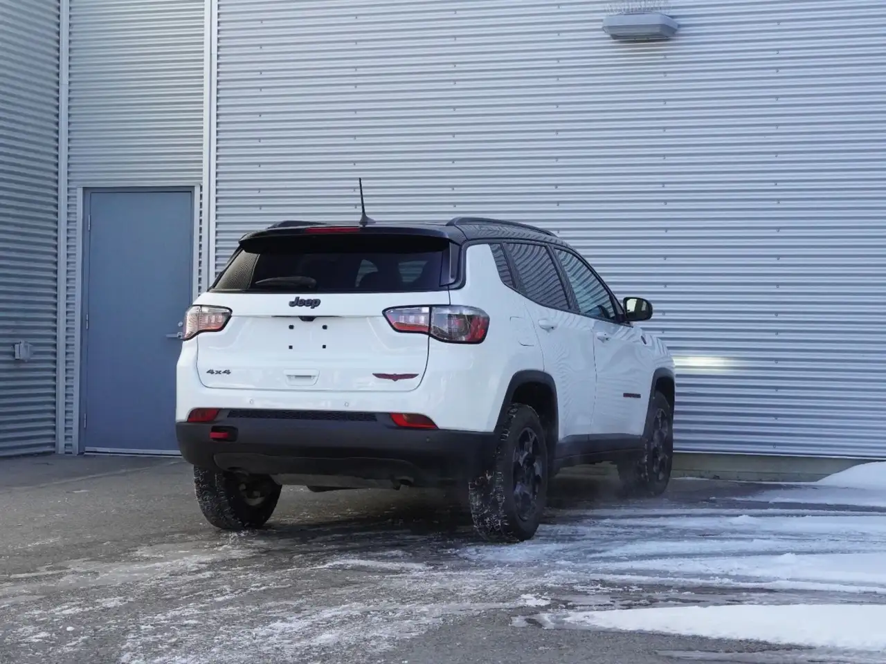 Jeep Compass снимка Jeep Compass
