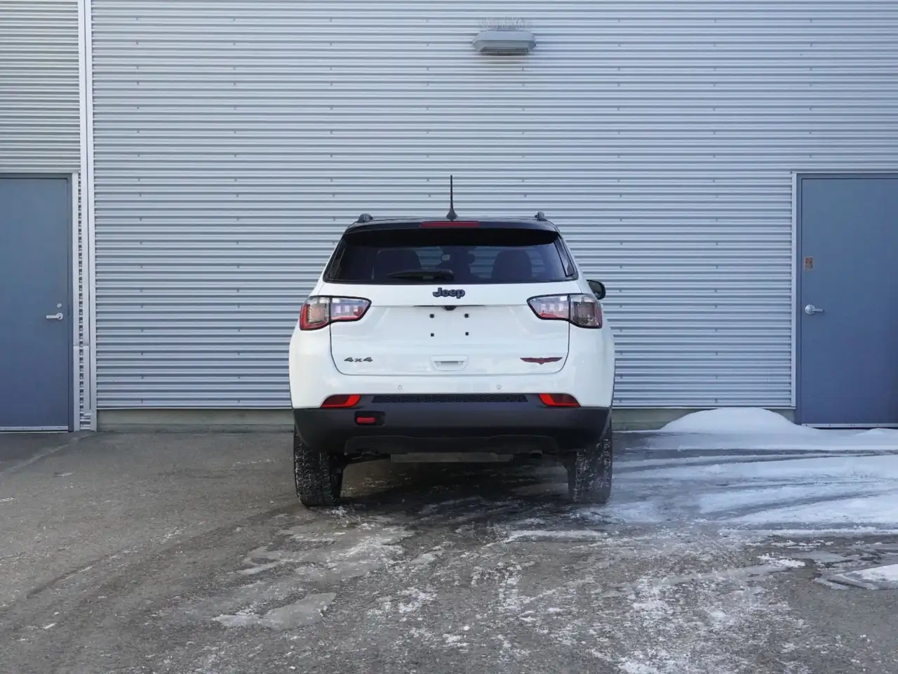 Jeep Compass снимка Jeep Compass