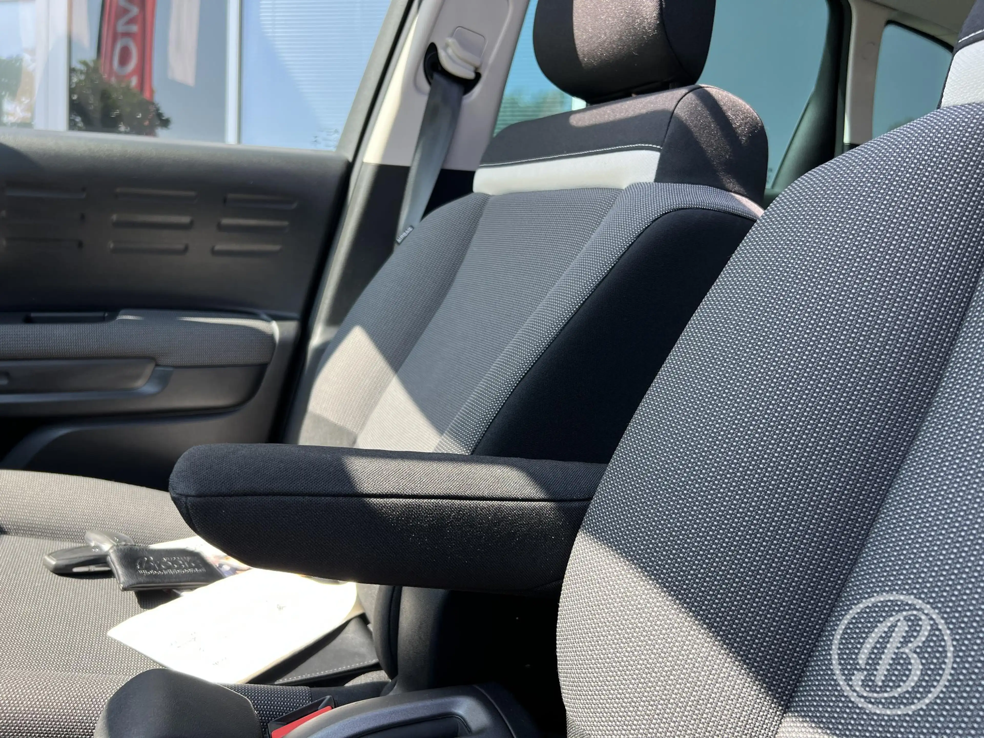 Citroen C3 Aircross 1.2 Turbo 130 pk S&S Shine EAT-6 Automaat — photo 17