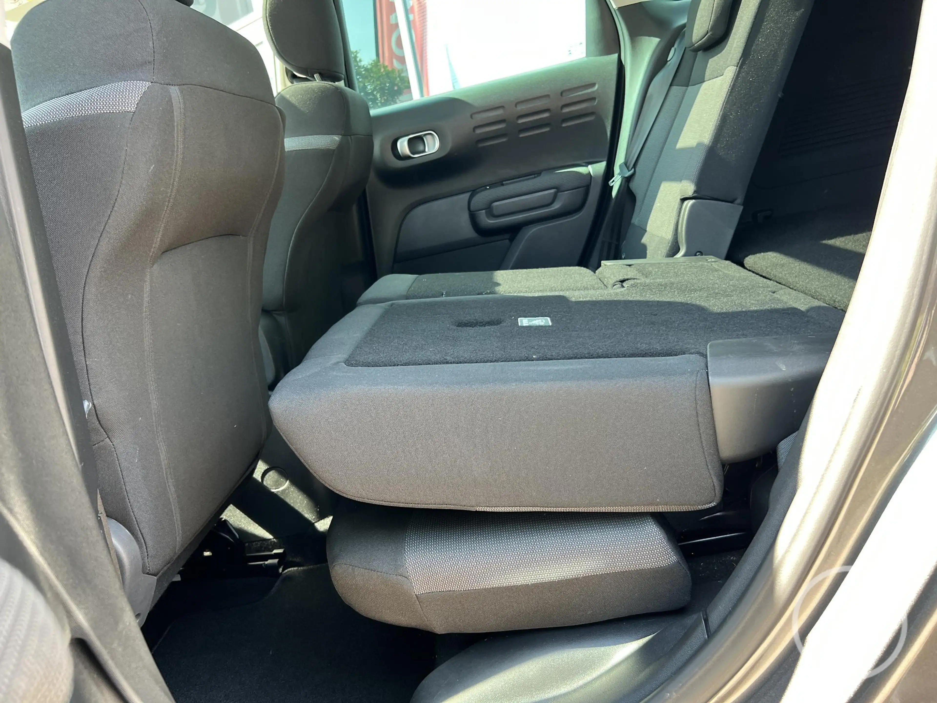 Citroen C3 Aircross 1.2 Turbo 130 pk S&S Shine EAT-6 Automaat — photo 33