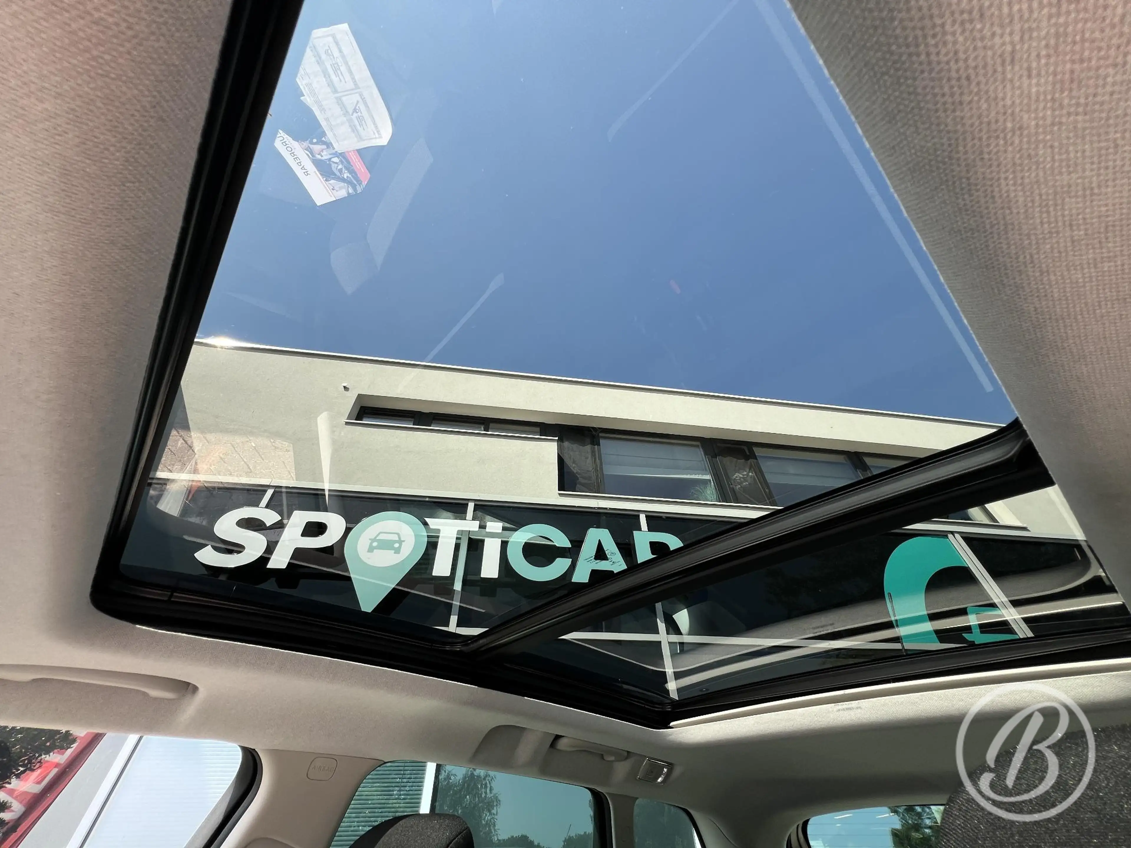 Citroen C3 Aircross 1.2 Turbo 130 pk S&S Shine EAT-6 Automaat — photo 20