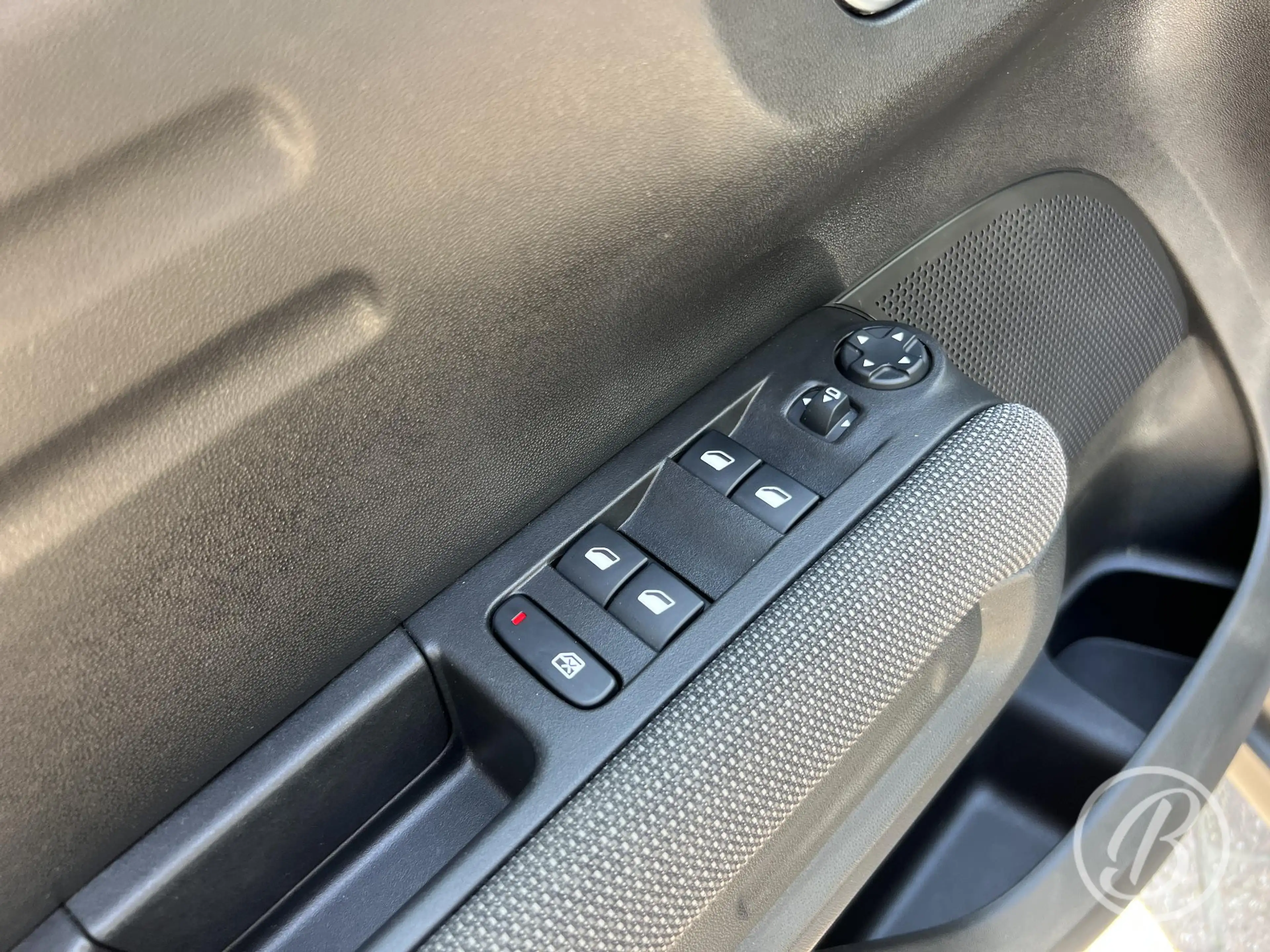 Citroen C3 Aircross 1.2 Turbo 130 pk S&S Shine EAT-6 Automaat — photo 15