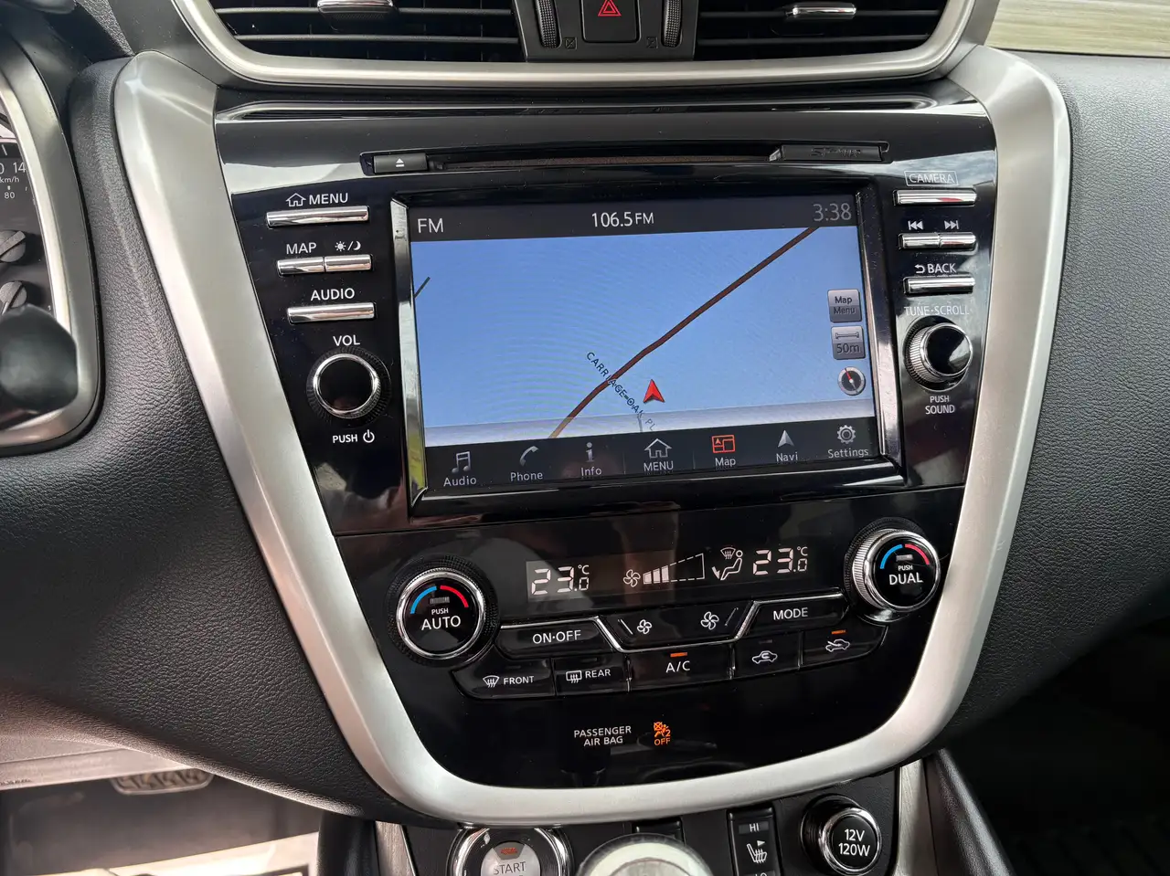 Nissan Murano снимка Nissan Murano