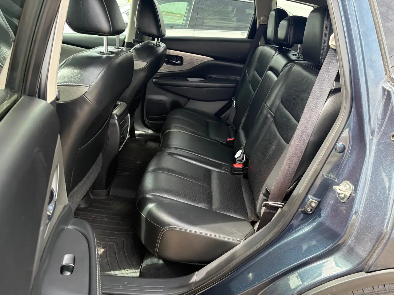 Nissan Murano снимка Nissan Murano