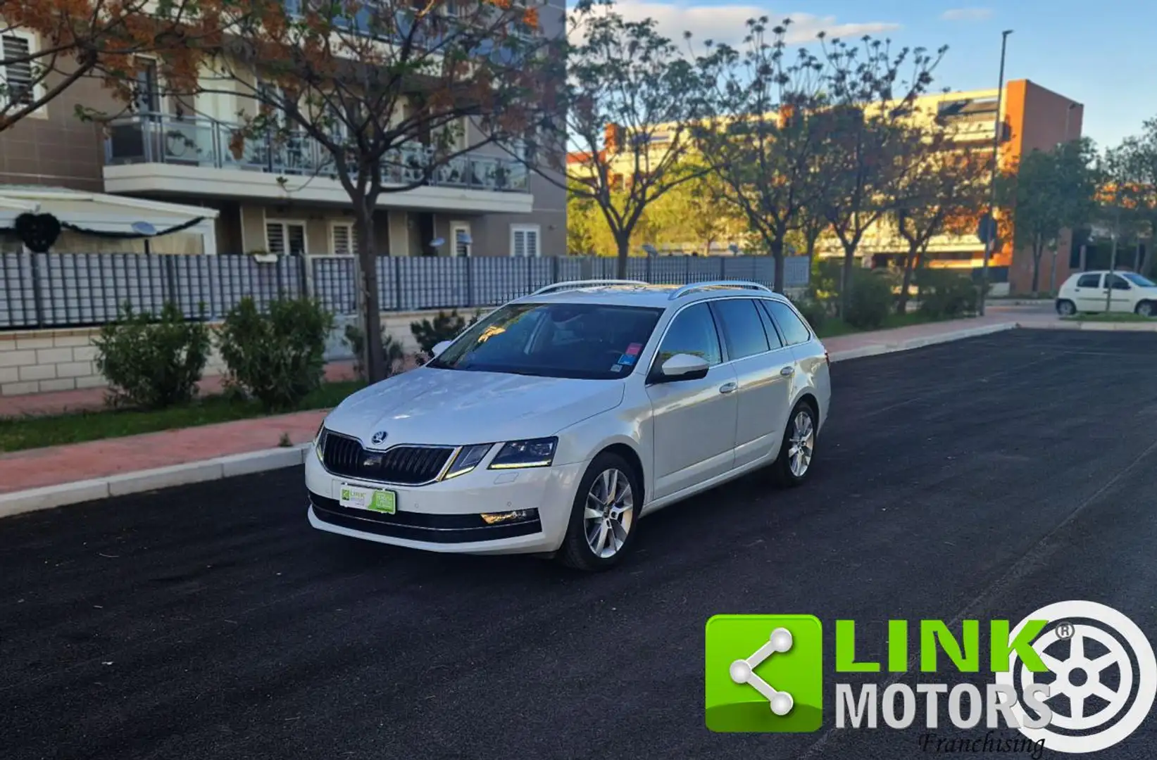 Skoda Octavia 1.5 DSG Wagon Style G-Tec UNICO PROP. Bianco - 1