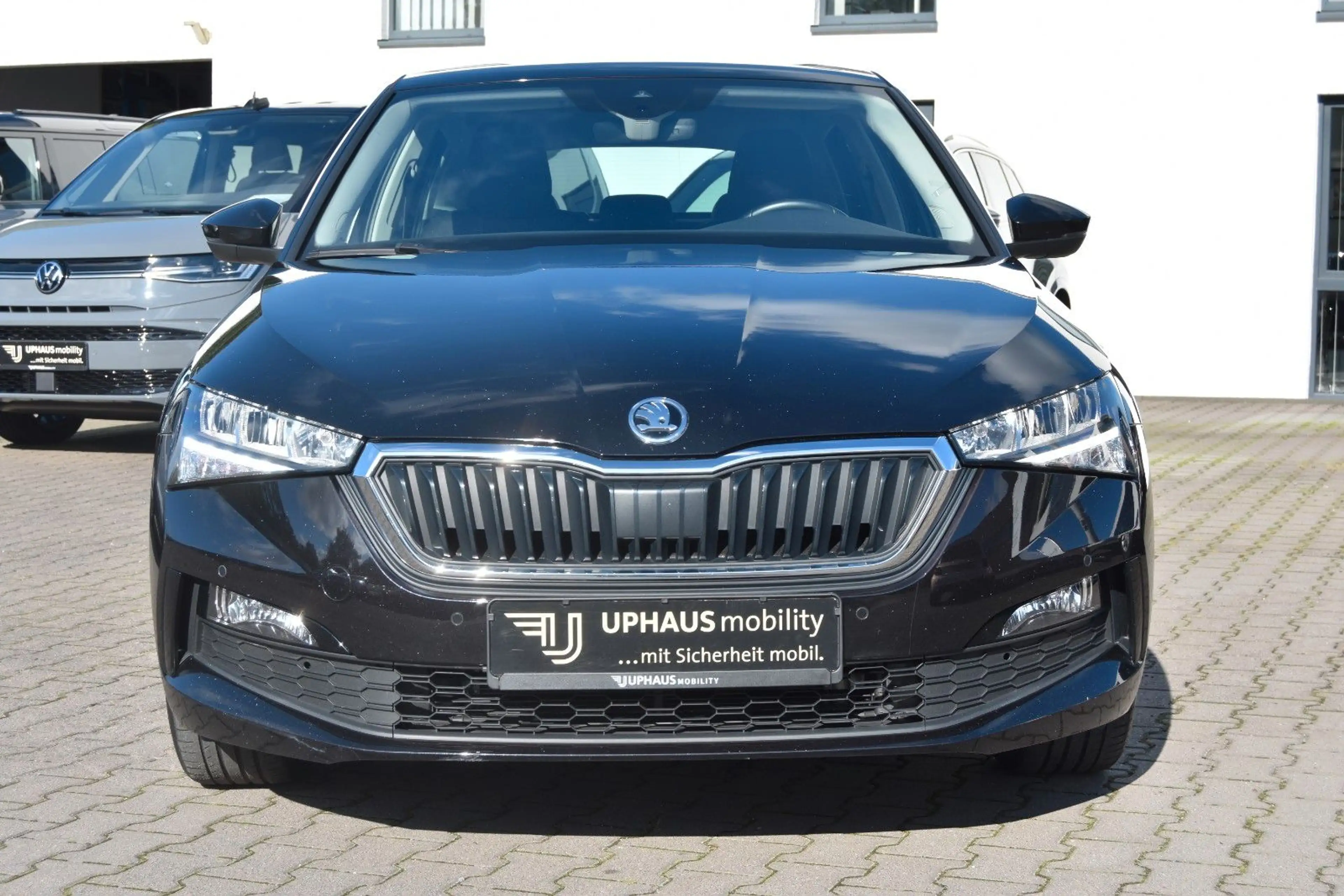 Skoda Scala Tour TSI LED/NAVI/SHZ/LKRh/RCAM — photo 5