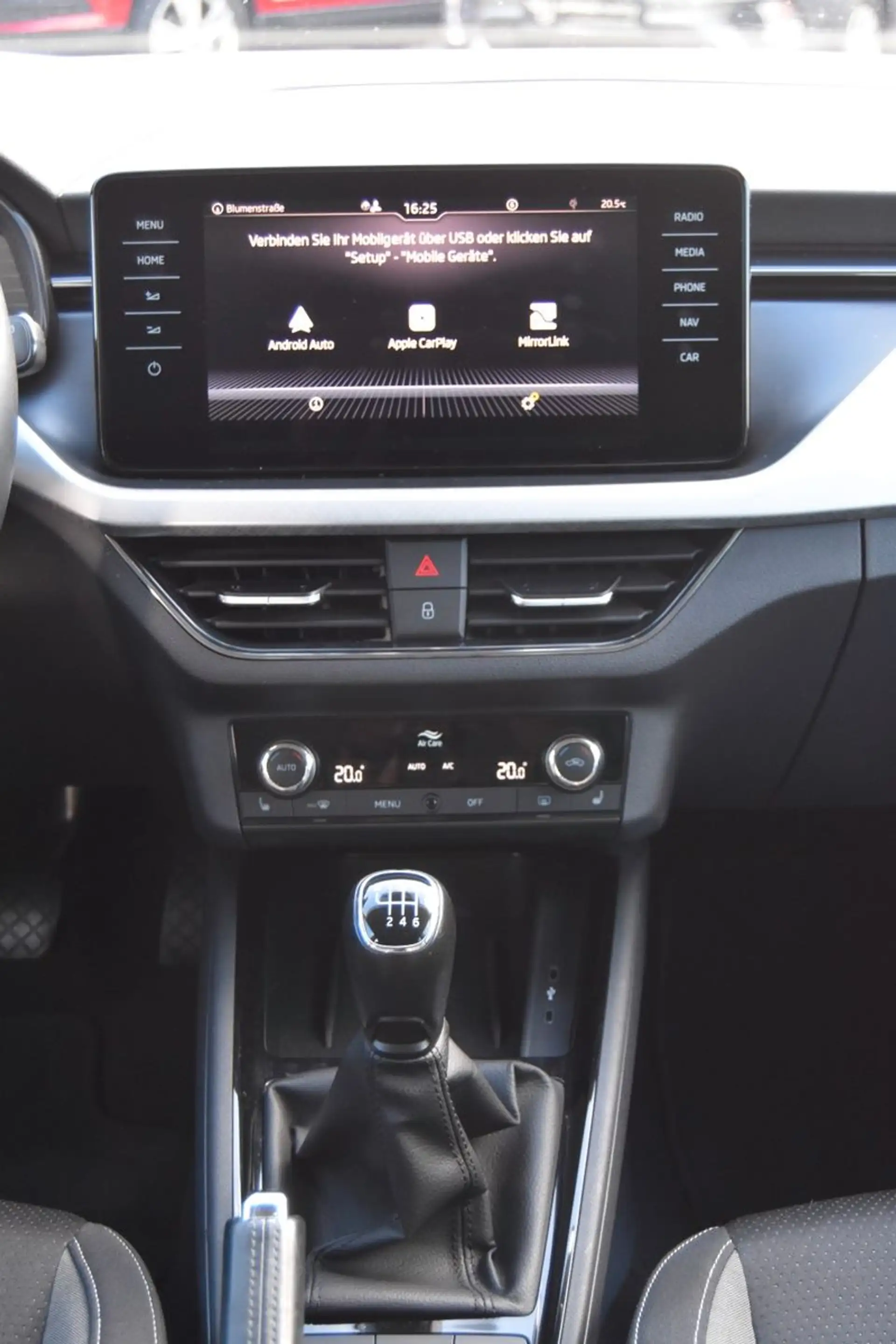 Skoda Scala Tour TSI LED/NAVI/SHZ/LKRh/RCAM — photo 15
