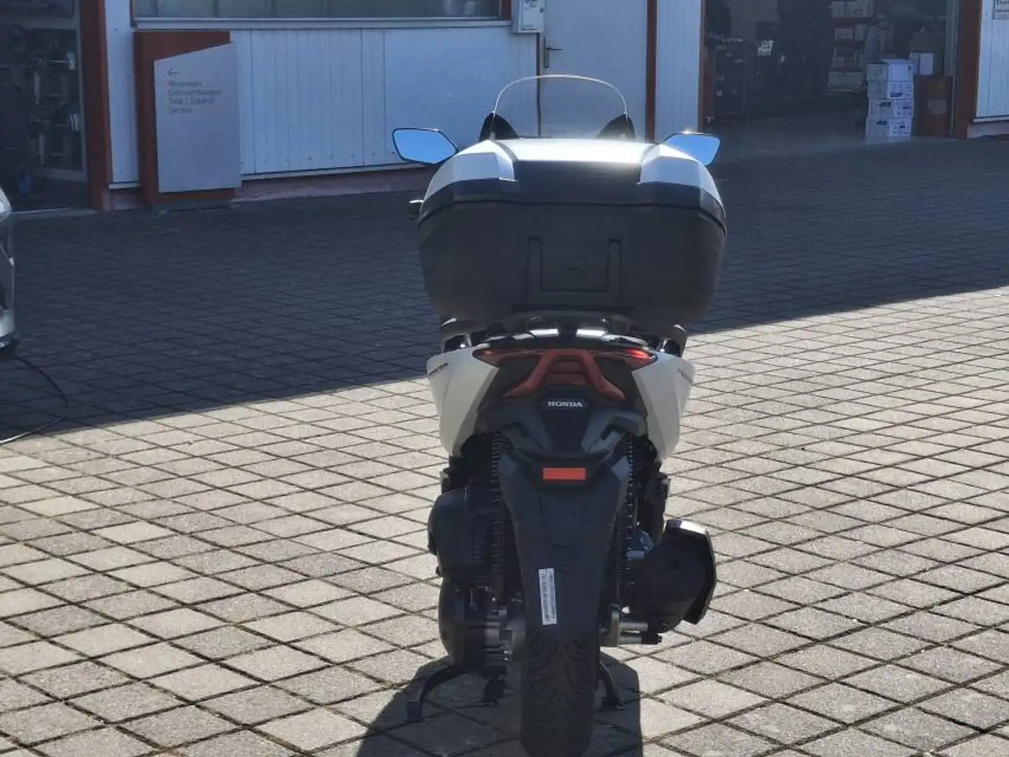 Honda Forza 125 NSS125 `Forza 125` incl. Smart Top Box Blanco - 2