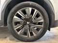 Peugeot 2008 e-2008 GT Pack Elektro 136 Glasdach Silber - thumbnail 17