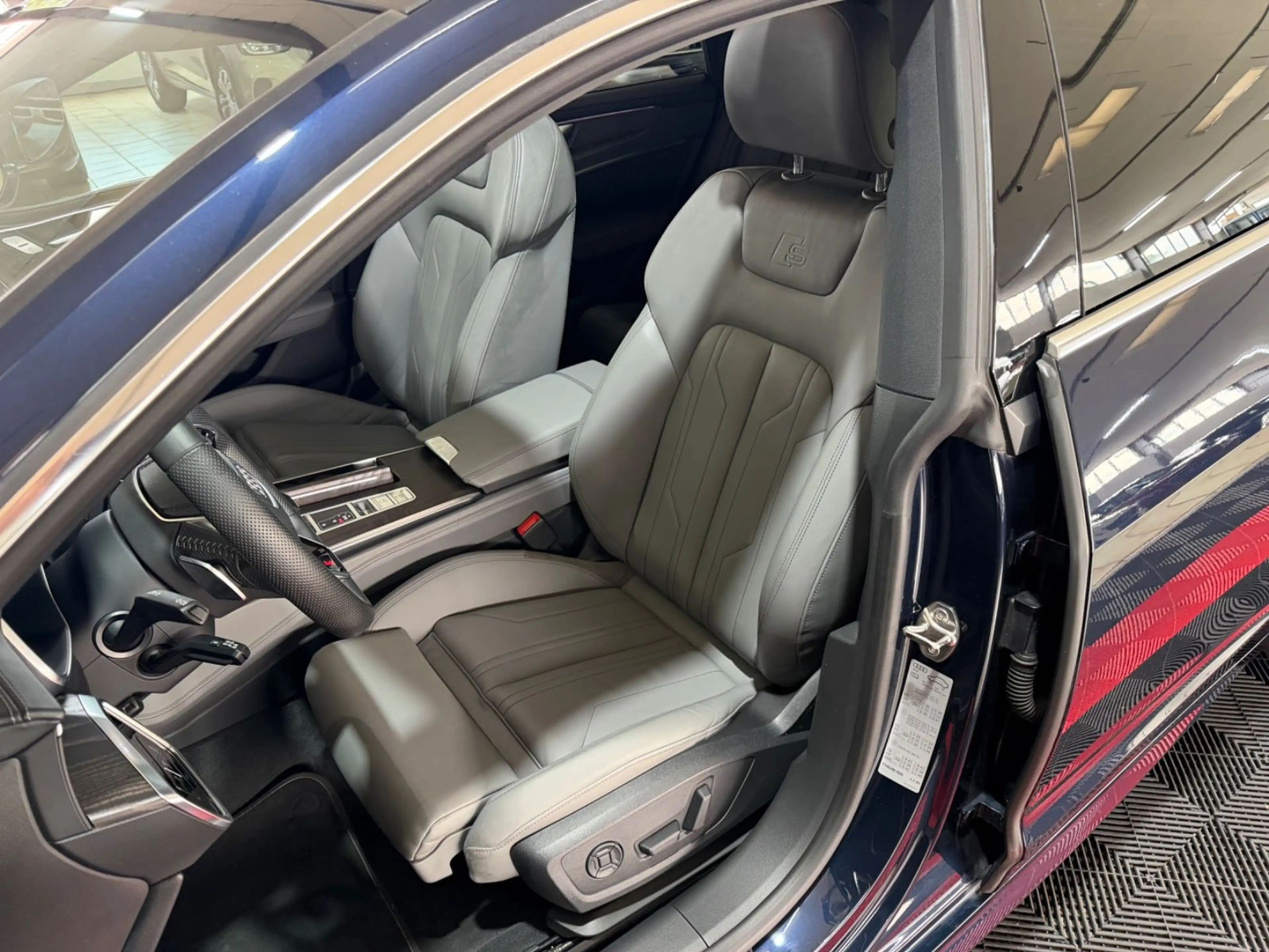Audi A7 Sportback 55 TFSI quattro*S-LINE*PANO*HUD* — photo 12
