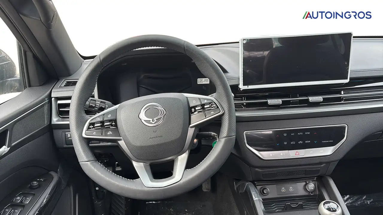 SsangYong Rexton 2025 — фото 11