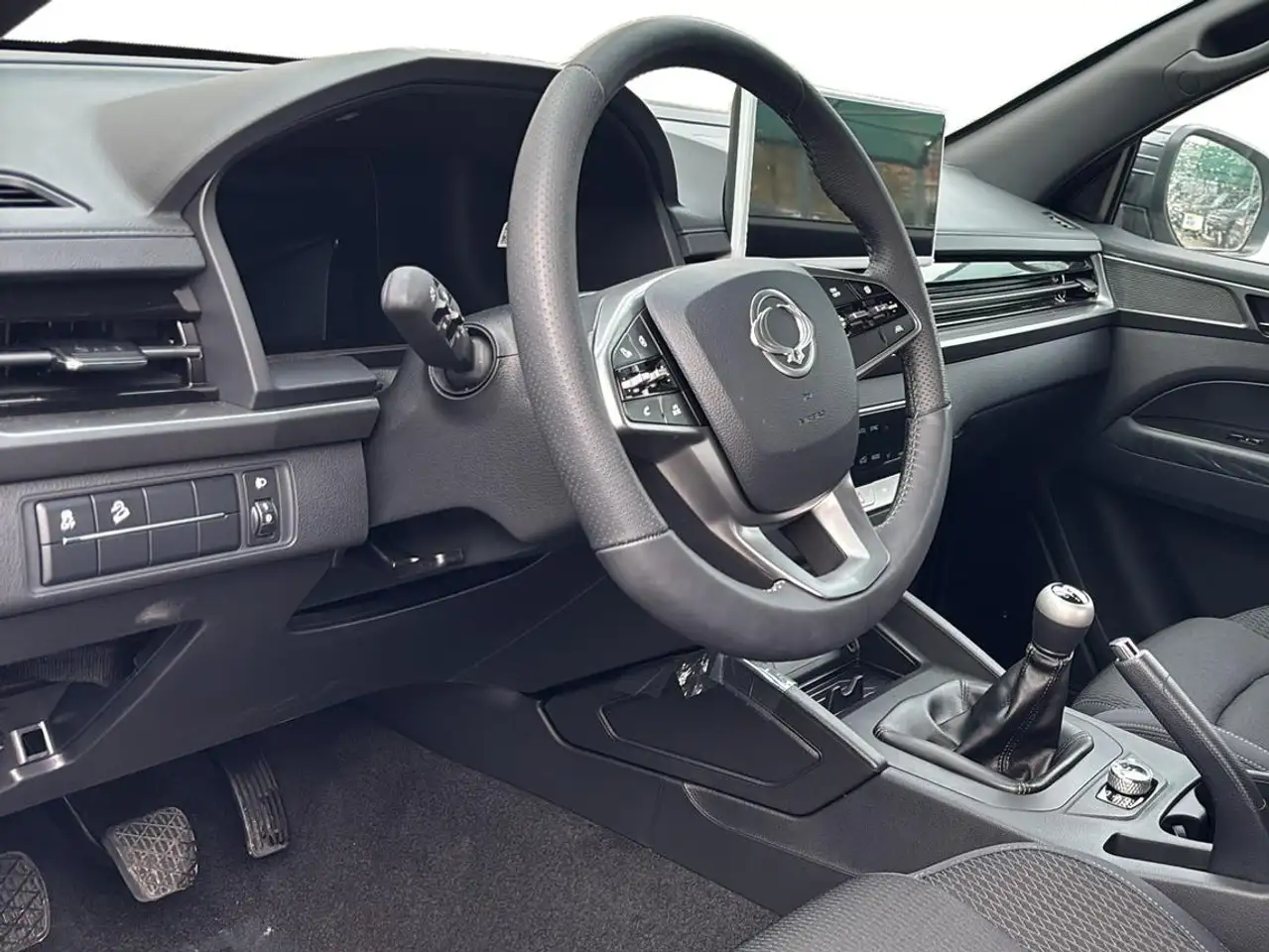 SsangYong Rexton 2025 — фото 15