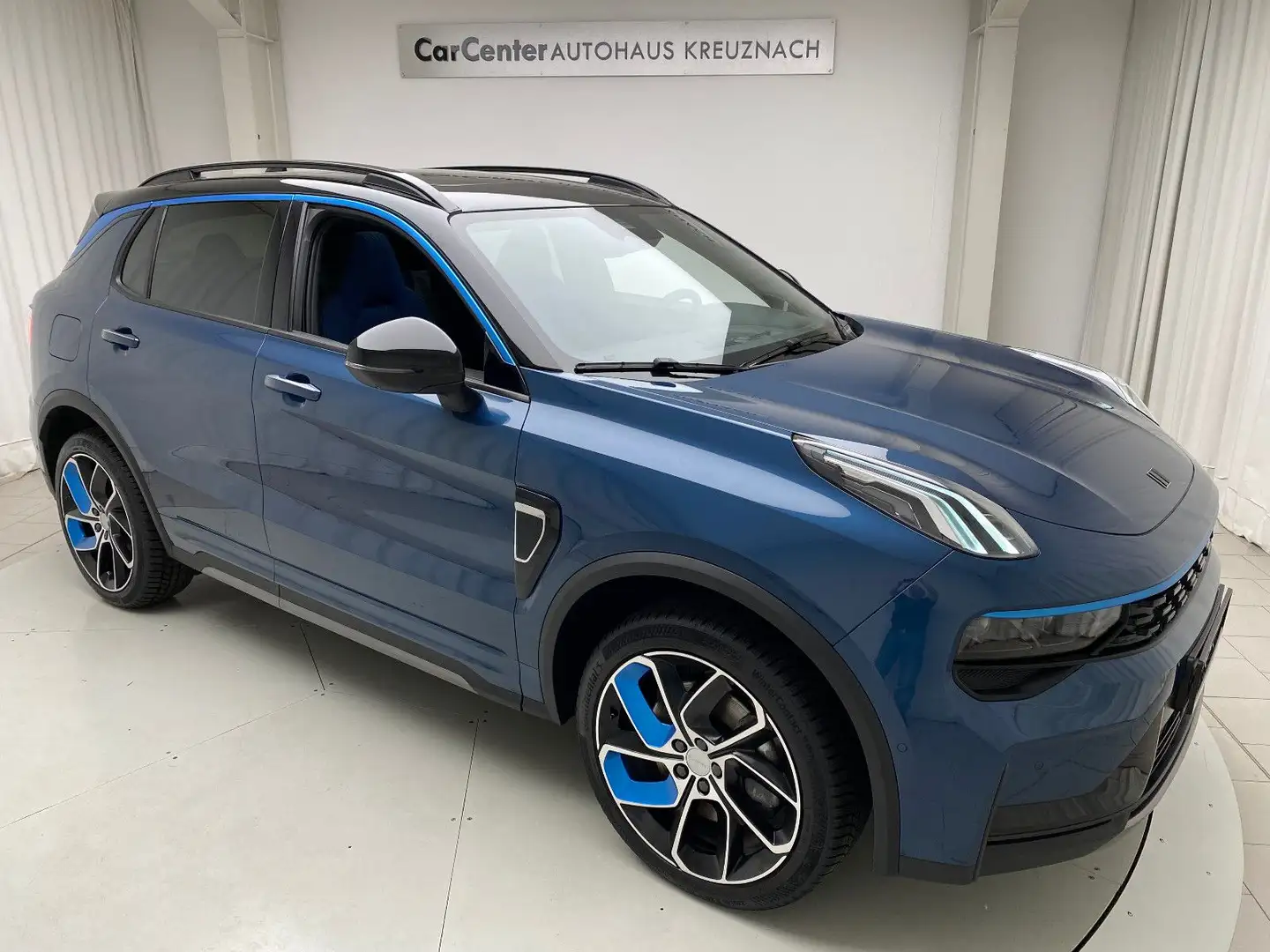 Lynk & Co 01 01 PHEV 1.5 Plug-in-Hybrid Automatik 360°Kamera Blau - 1