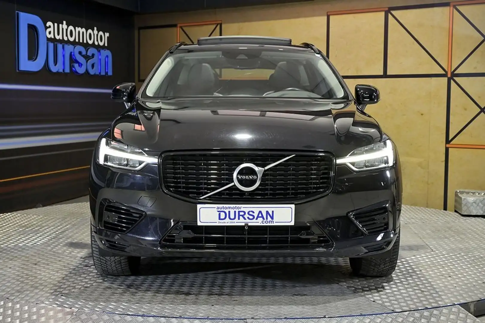 Volvo XC60 2.0 T6 AWD Recharge RDesign Auto Noir - 2