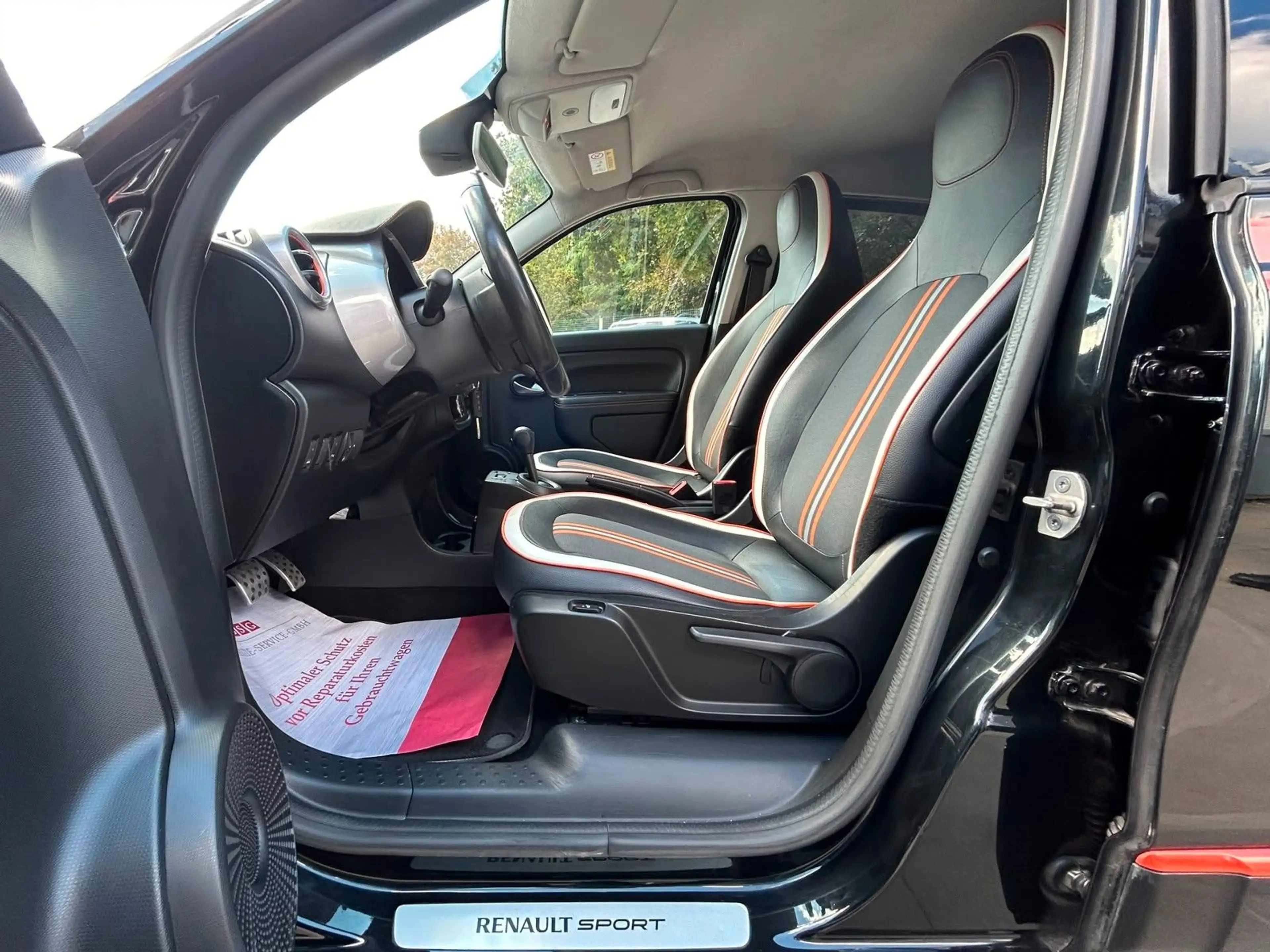 Renault Twingo GT/I.HD/NAVI/KAMERA/SHZ/TEMP/KLIMAAUT/VOL — photo 12