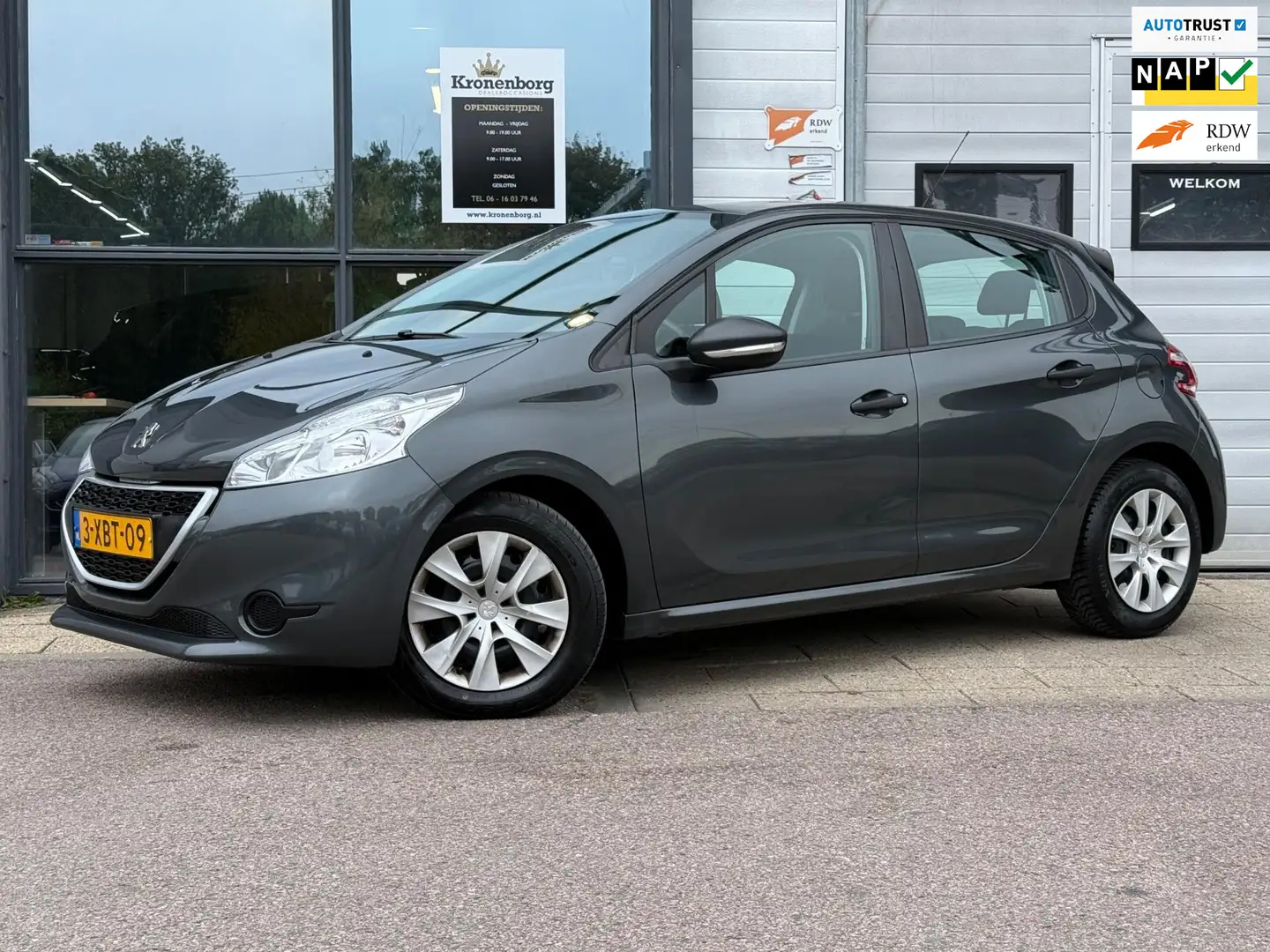 Peugeot 208 1.0 VTi Access, NAP, AIRCO, APK Grijs - 1