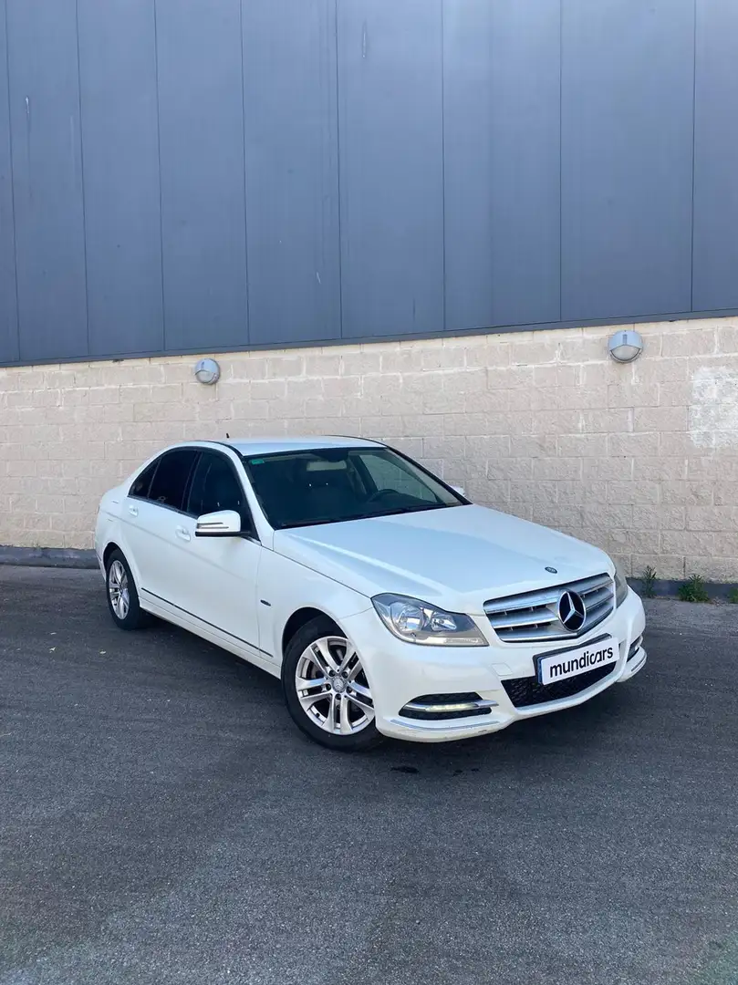 Mercedes-Benz C 220 220CDI BE Avantgarde Weiß - 1