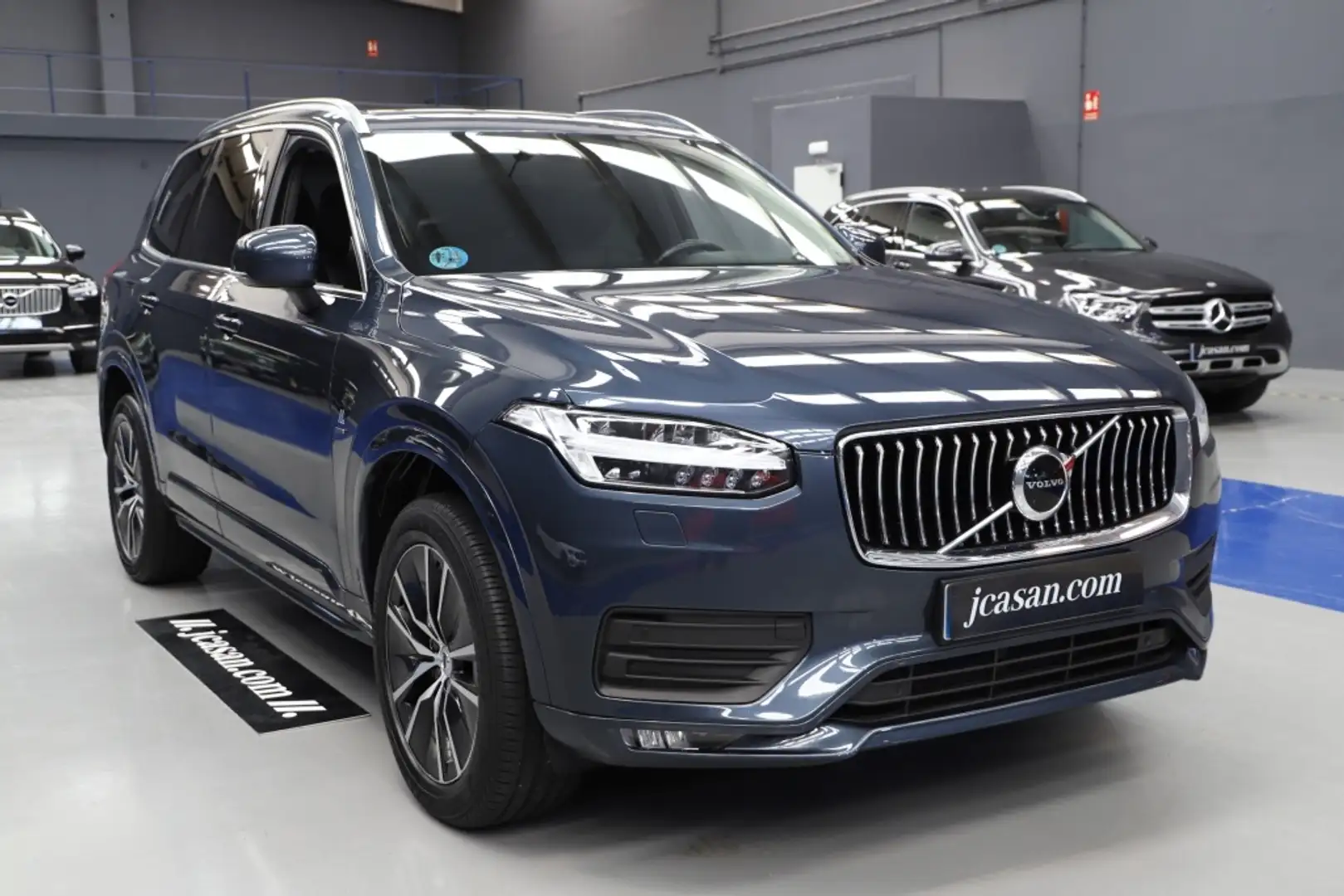 Volvo XC90 B5 Momentum Pro 7pl. AWD Aut. Azul - 2