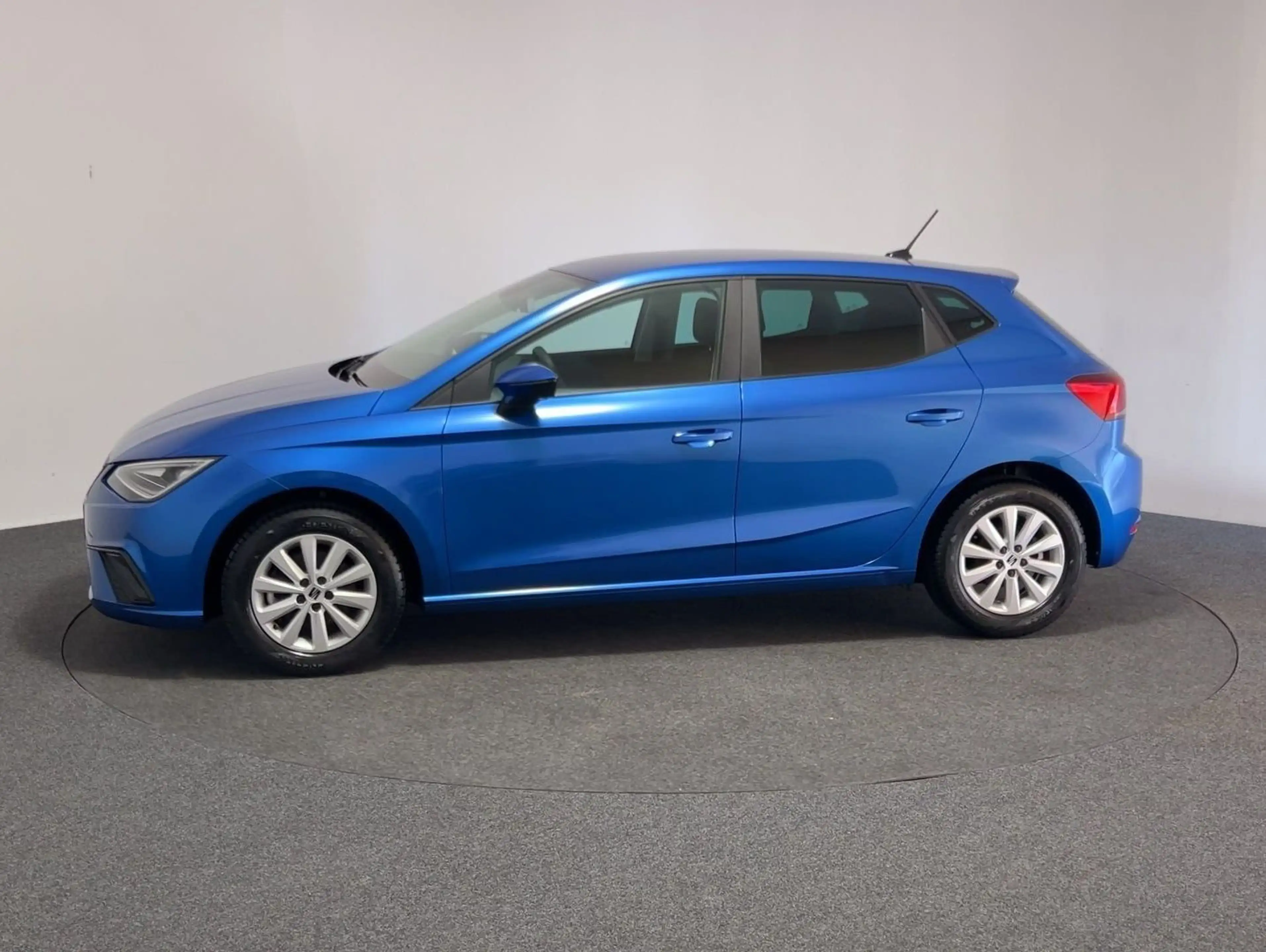 SEAT Ibiza 1.0 TSI Style ACC LED Navi RFK Sitzh PDC — photo 5