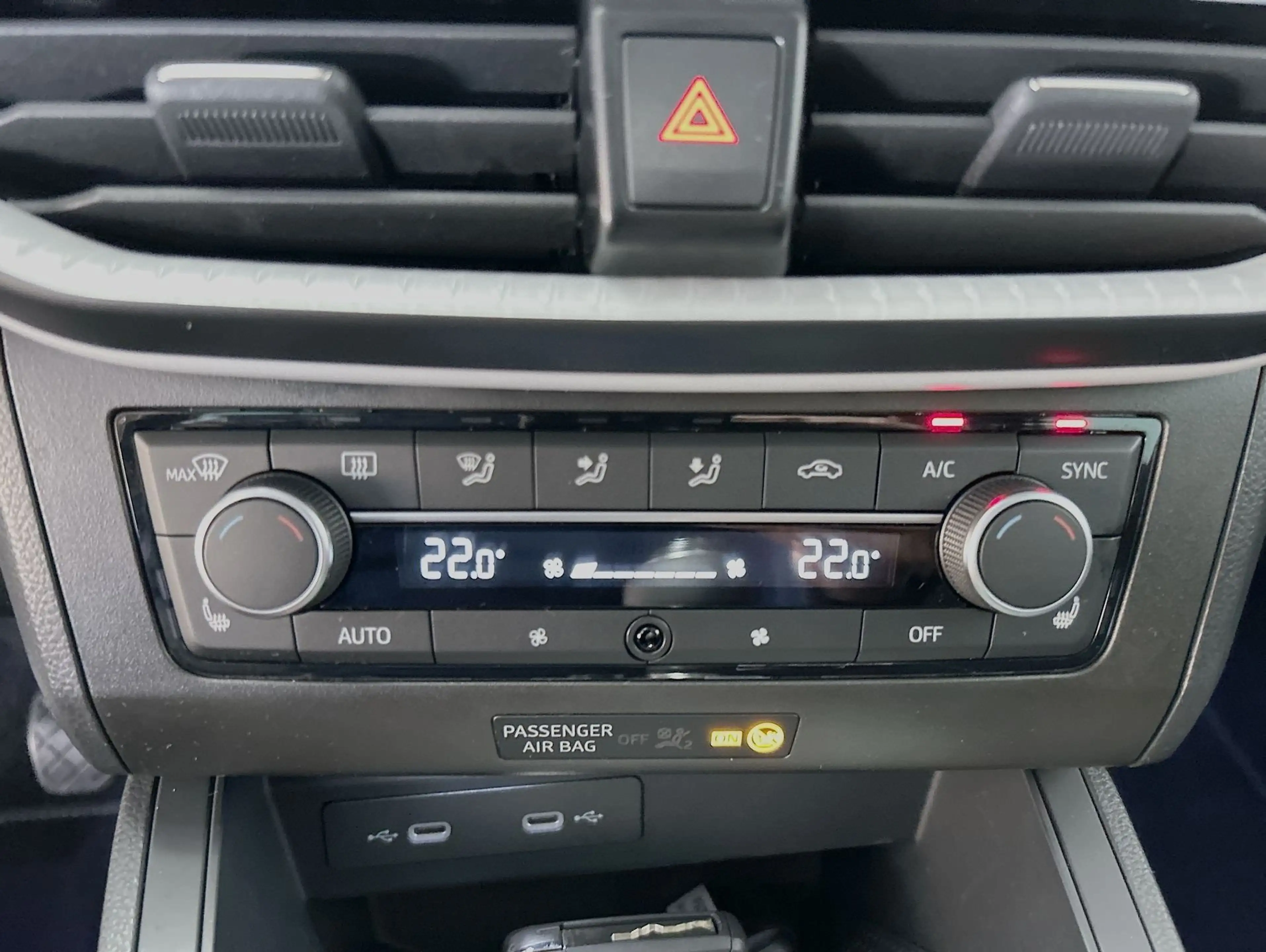 SEAT Ibiza 1.0 TSI Style ACC LED Navi RFK Sitzh PDC — photo 14