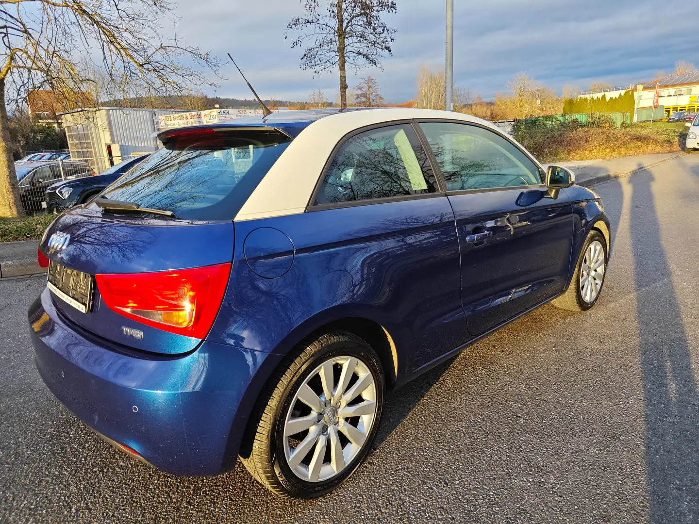Audi A1 attraction Bleu - 2