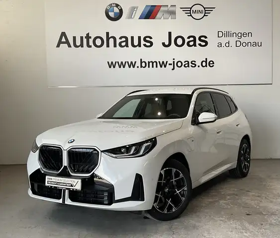 BMW X3 main image