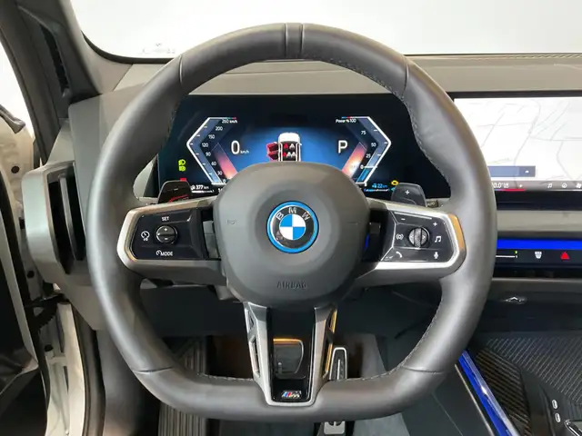 BMW X3 view 4