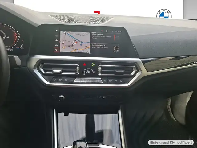 BMW 4 Series view 8